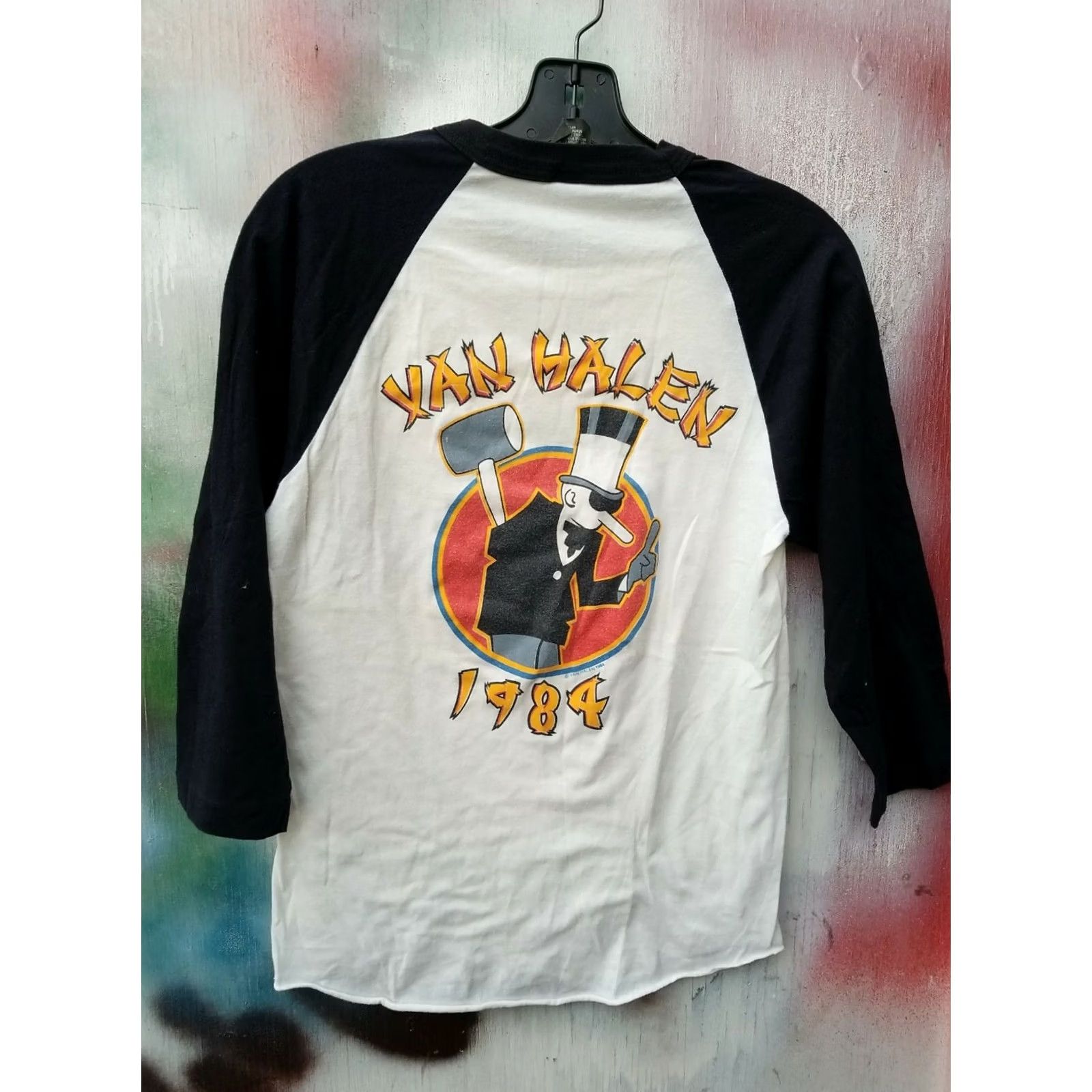 Vintage VINTAGE Van Halen 1984 Tour of the World Concert T-Shirt M White Men M Shirt Size US M / EU 48-50 / 2 - 4 Thumbnail