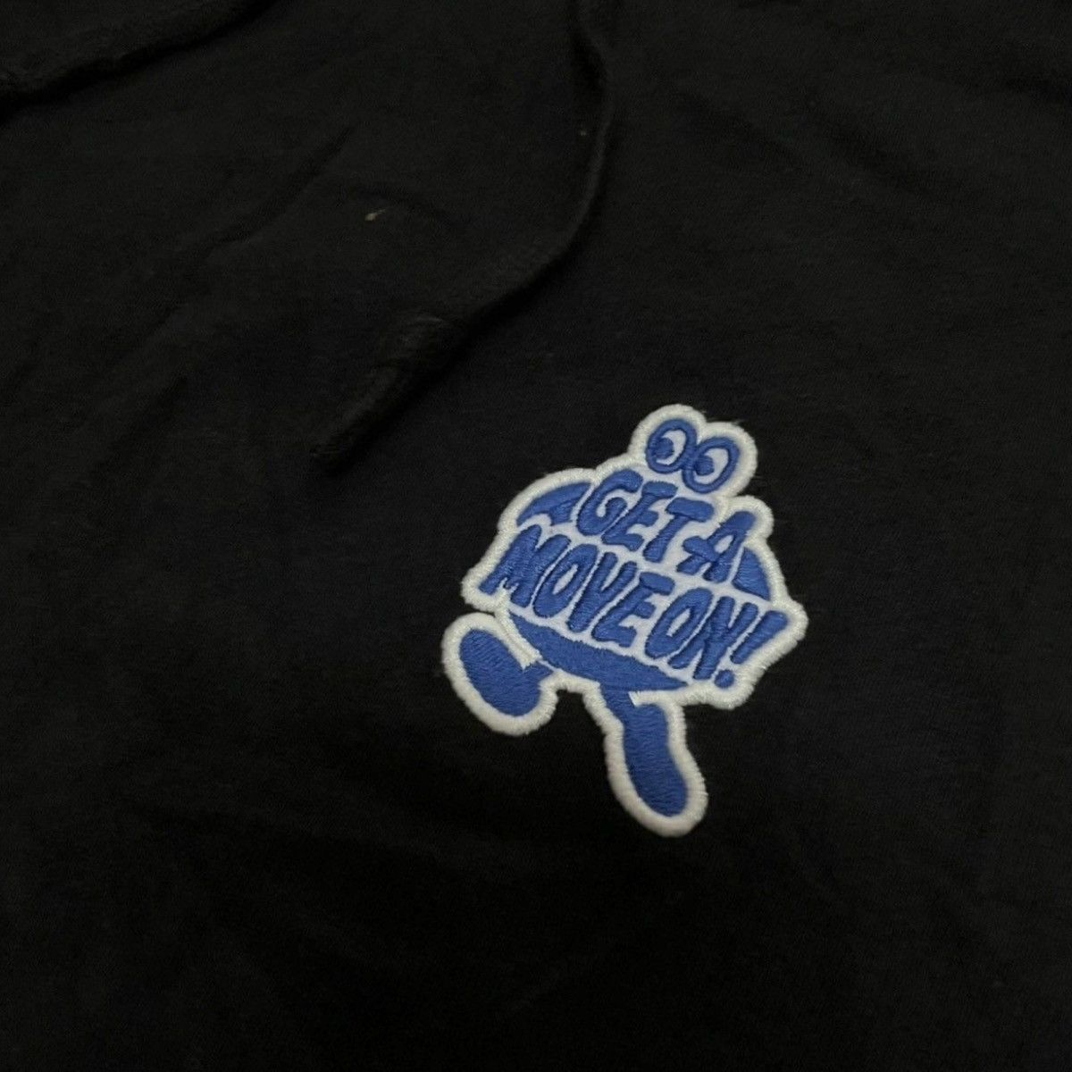 Verdy Uniqlo x Verdy “Get A Move On”Oversize Hoodie Size US S / EU 44-46 / 1 - 5 Thumbnail