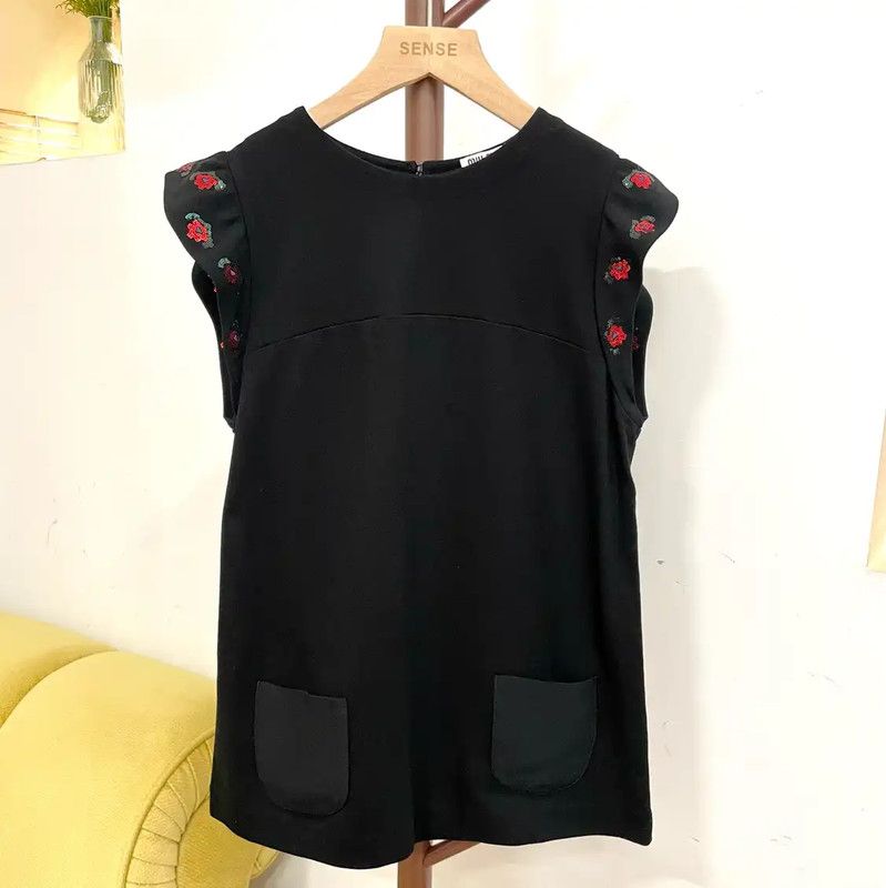 Miu Miu Miu Miu Black Lenzing T-Shirt for Women 0089 Size M / US 6-8 / IT 42-44 - 1 Thumbnail