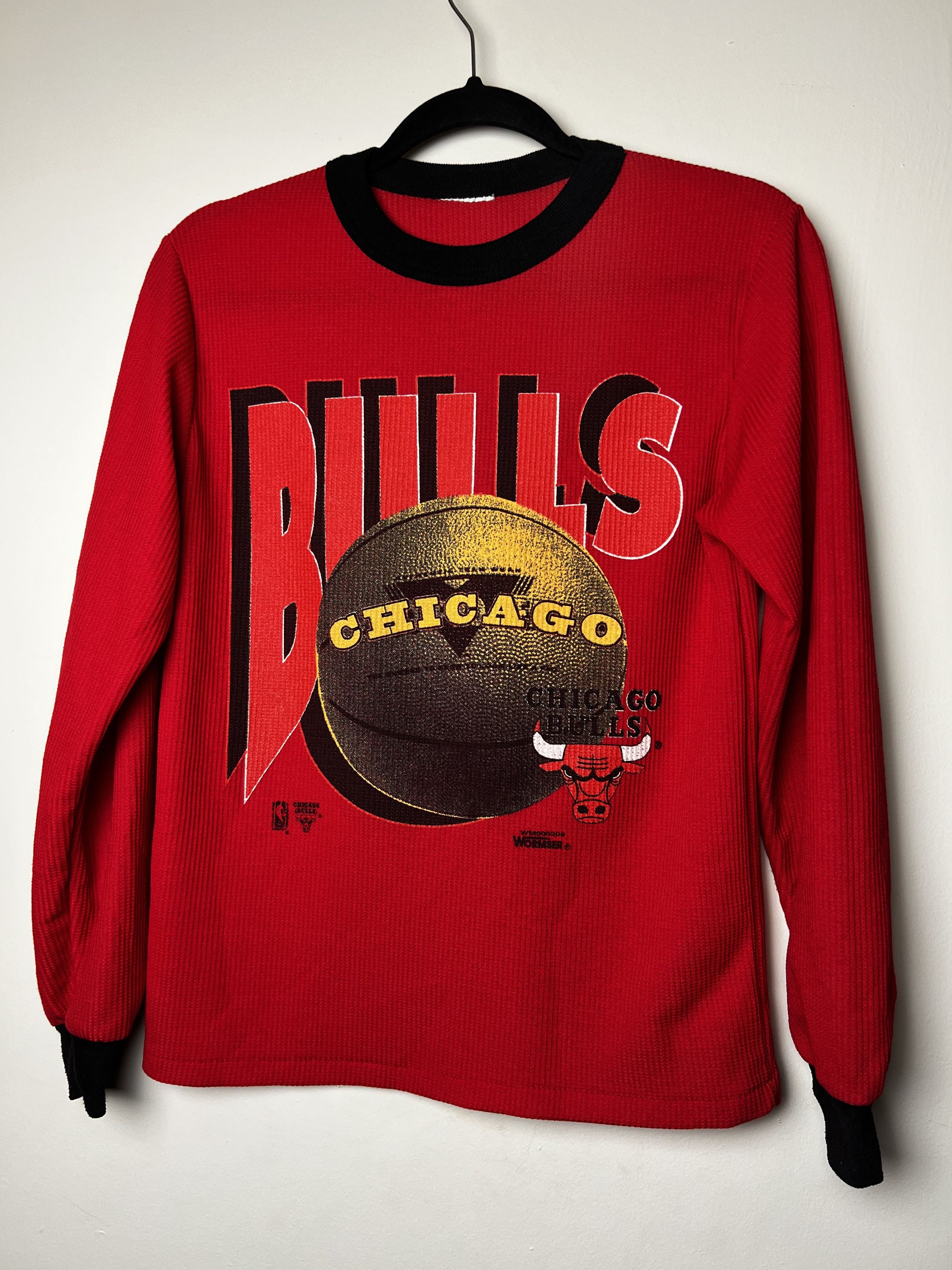 Vintage Vintage Chicago Bulls Logo Long Sleeve Thermal Size US S / EU 44-46 / 1 - 8 Thumbnail