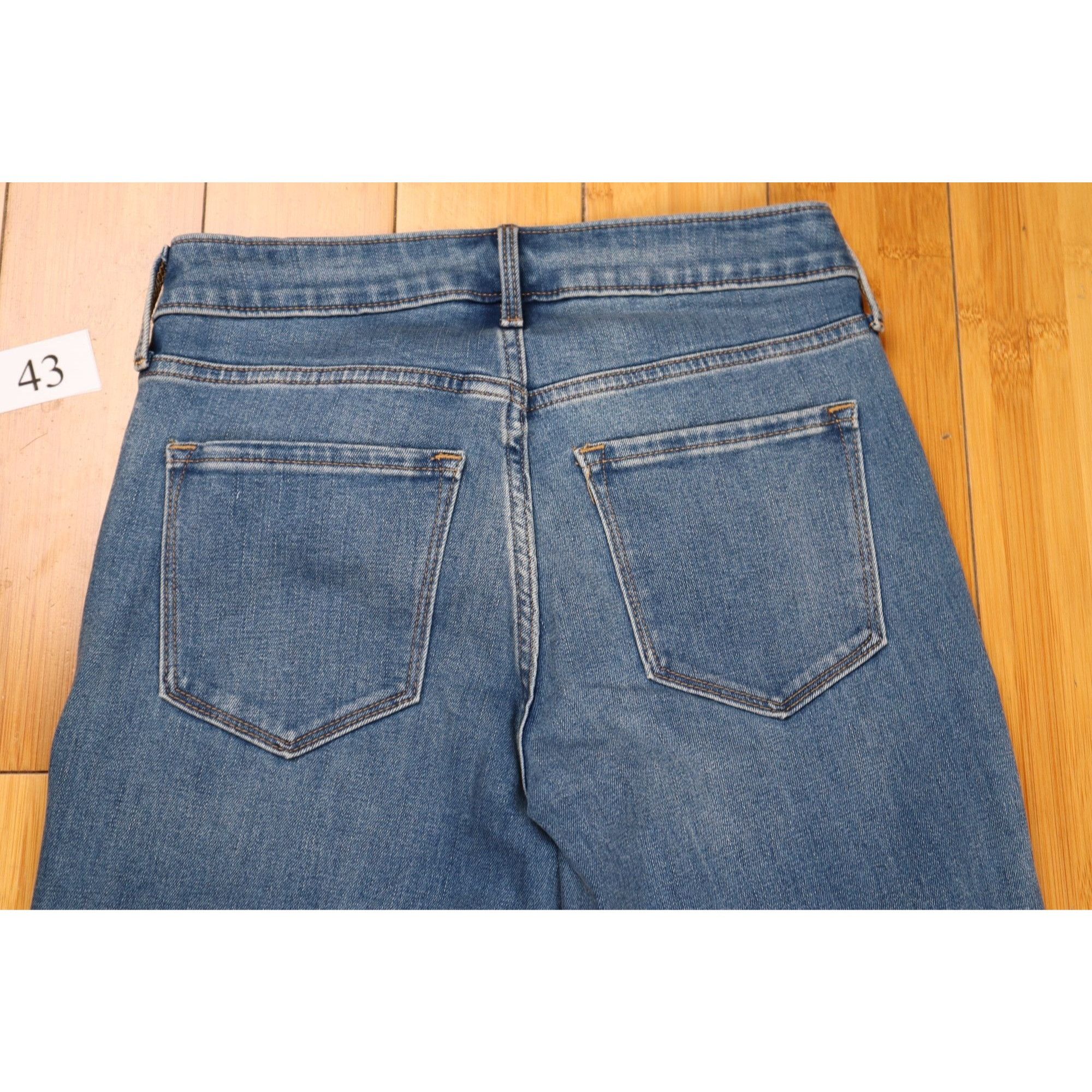 Old Navy Old Navy Mid-Rise Power Slim Straight Jeans - Size 4 Size 27" / US 4 / IT 40 - 6 Thumbnail