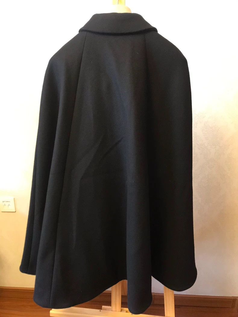 Versace Versace Women's wool cape coat Size S / US 4 / IT 40 - 6 Thumbnail