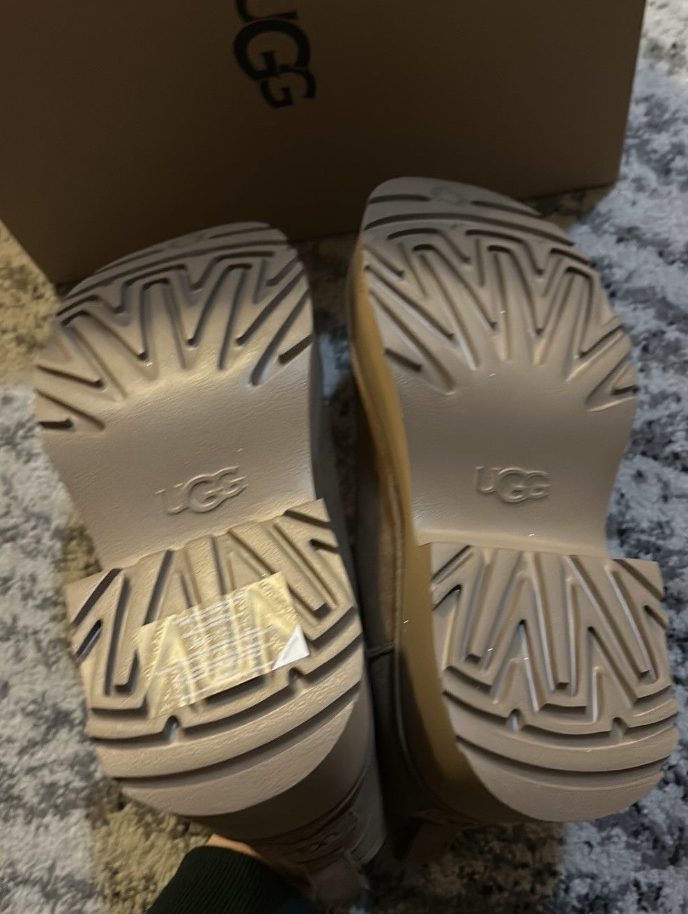Ugg UGG® Classic Ultra Mini New Heights Boots size US 10 Size US 10 / IT 40 - 8 Thumbnail