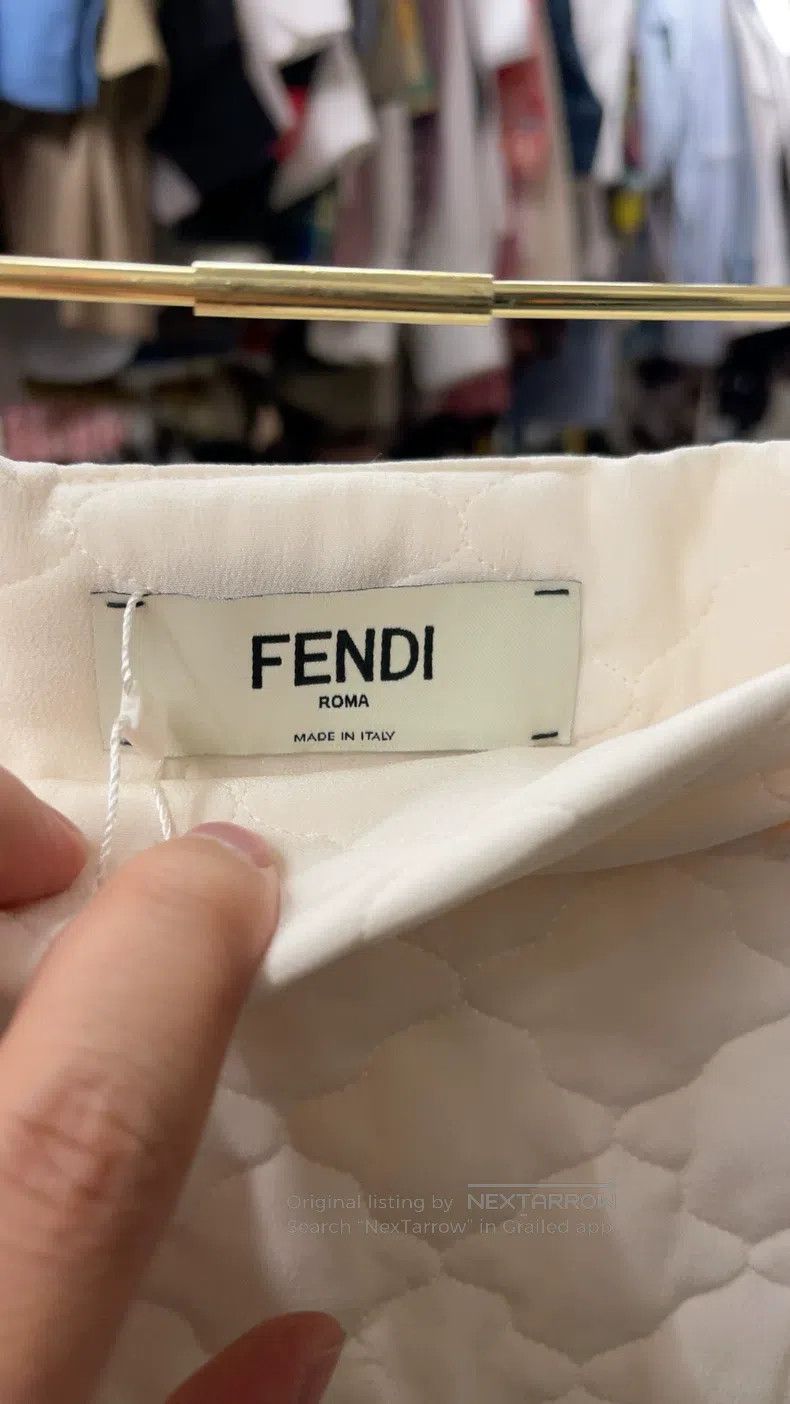 Fendi Fendi White Short Skirt, Comfortable Fabric Size 26" / US 2 / IT 38 - 3 Thumbnail
