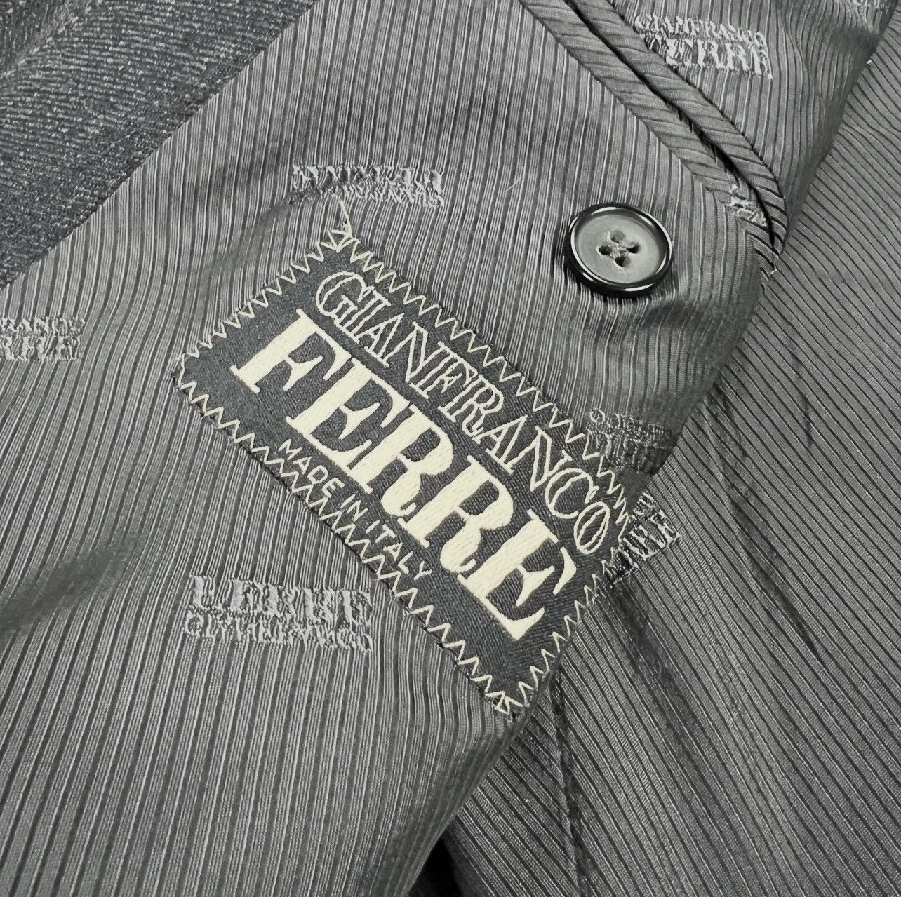 Gianfranco Ferre Gianfranco Ferré Men’s 2-Piece Suit Charcoal Pinstripe Wool Size 46R - 5 Thumbnail