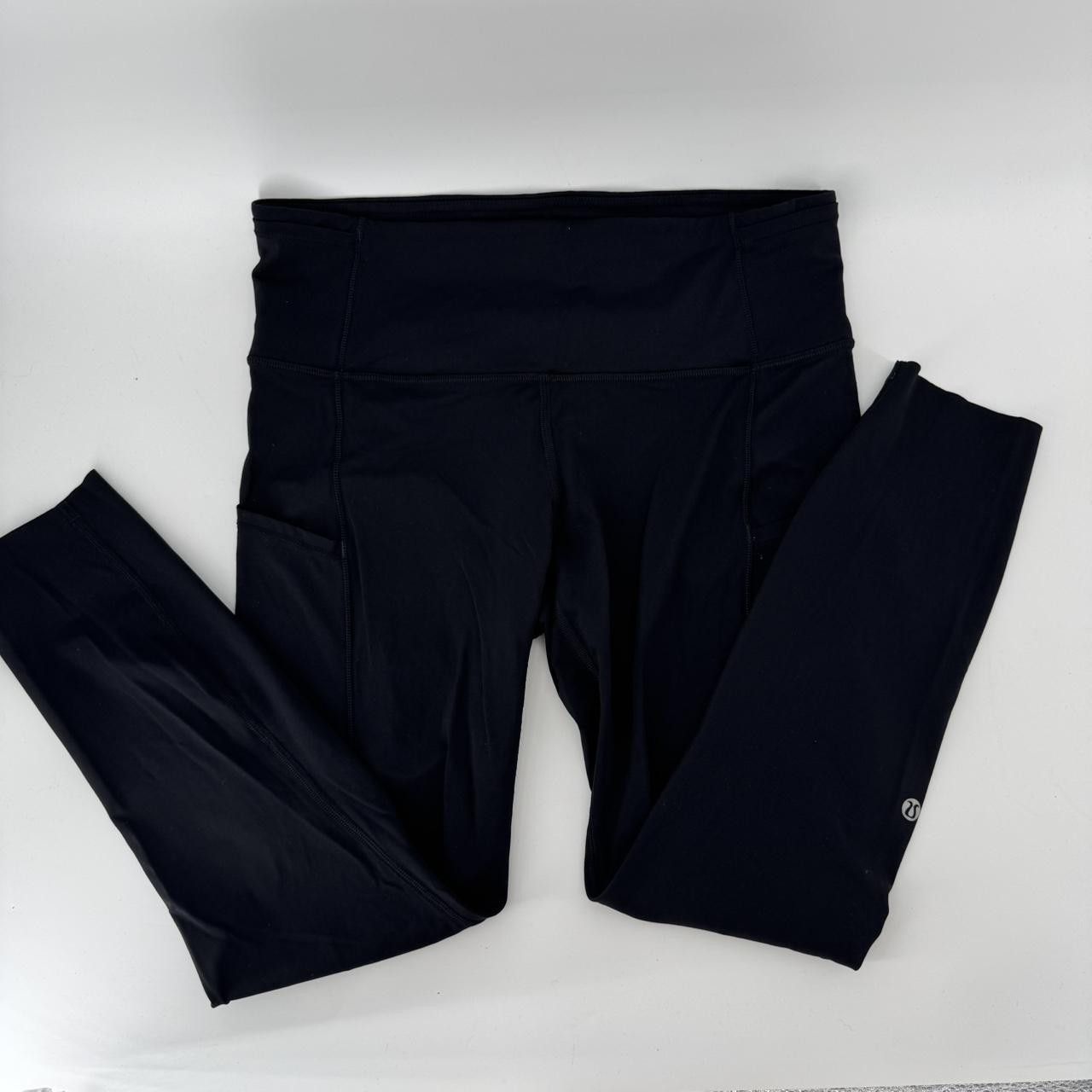 Lululemon Lululemon Black Leggins With Pockets Size 30" / US 8 / IT 44 - 1 Thumbnail
