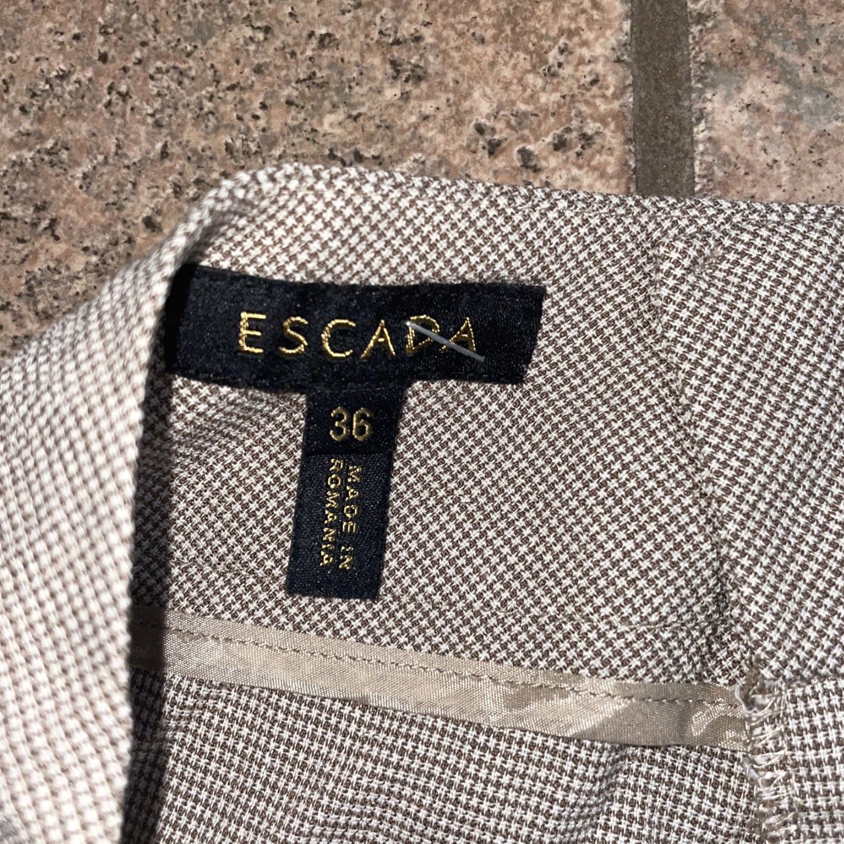 Escada Escada Dress Pants Womens Beige 36 25” Inseam And 30” Waist Size 25" / US 0 / IT 36 - 2 Thumbnail