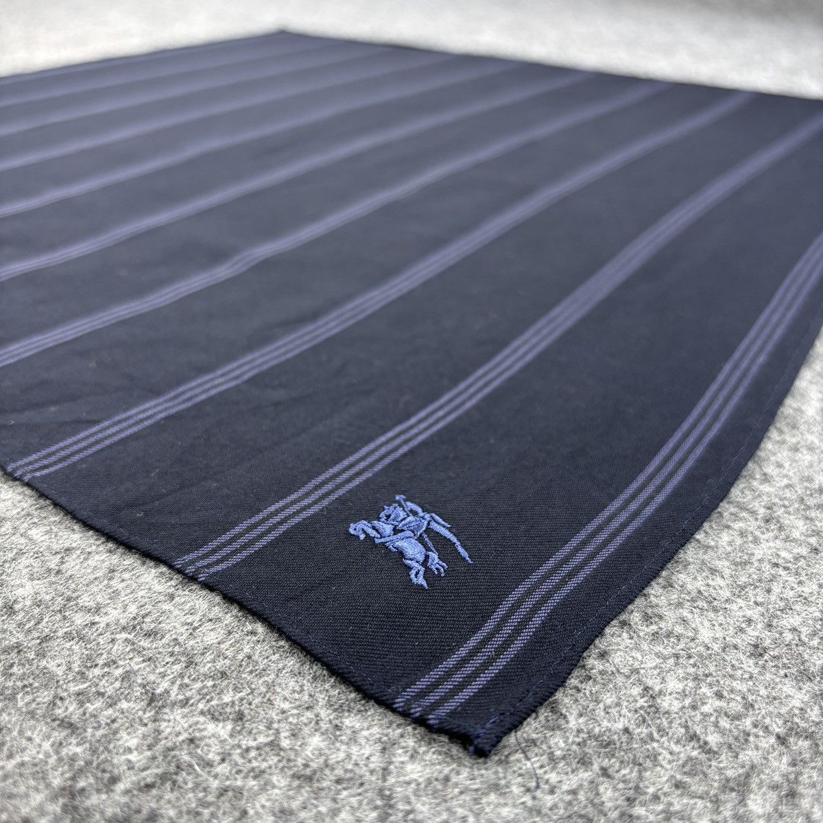 Burberry × Vintage Handkerchief # E032 # Bandana # Neckerchief Size ONE SIZE - 4 Thumbnail