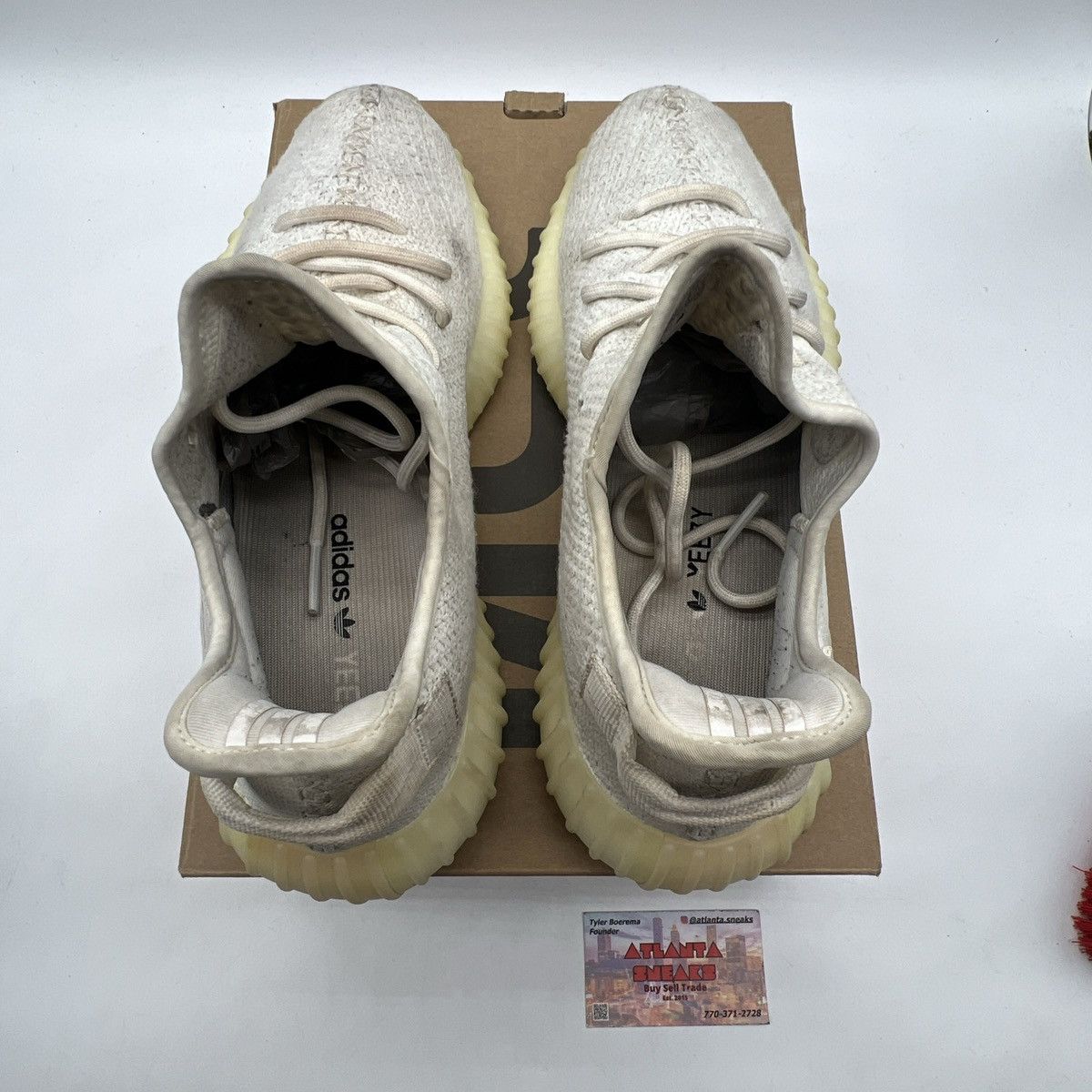 Adidas Yeezy boost 350 cream white triple white Size US 10 / EU 43 - 7 Thumbnail