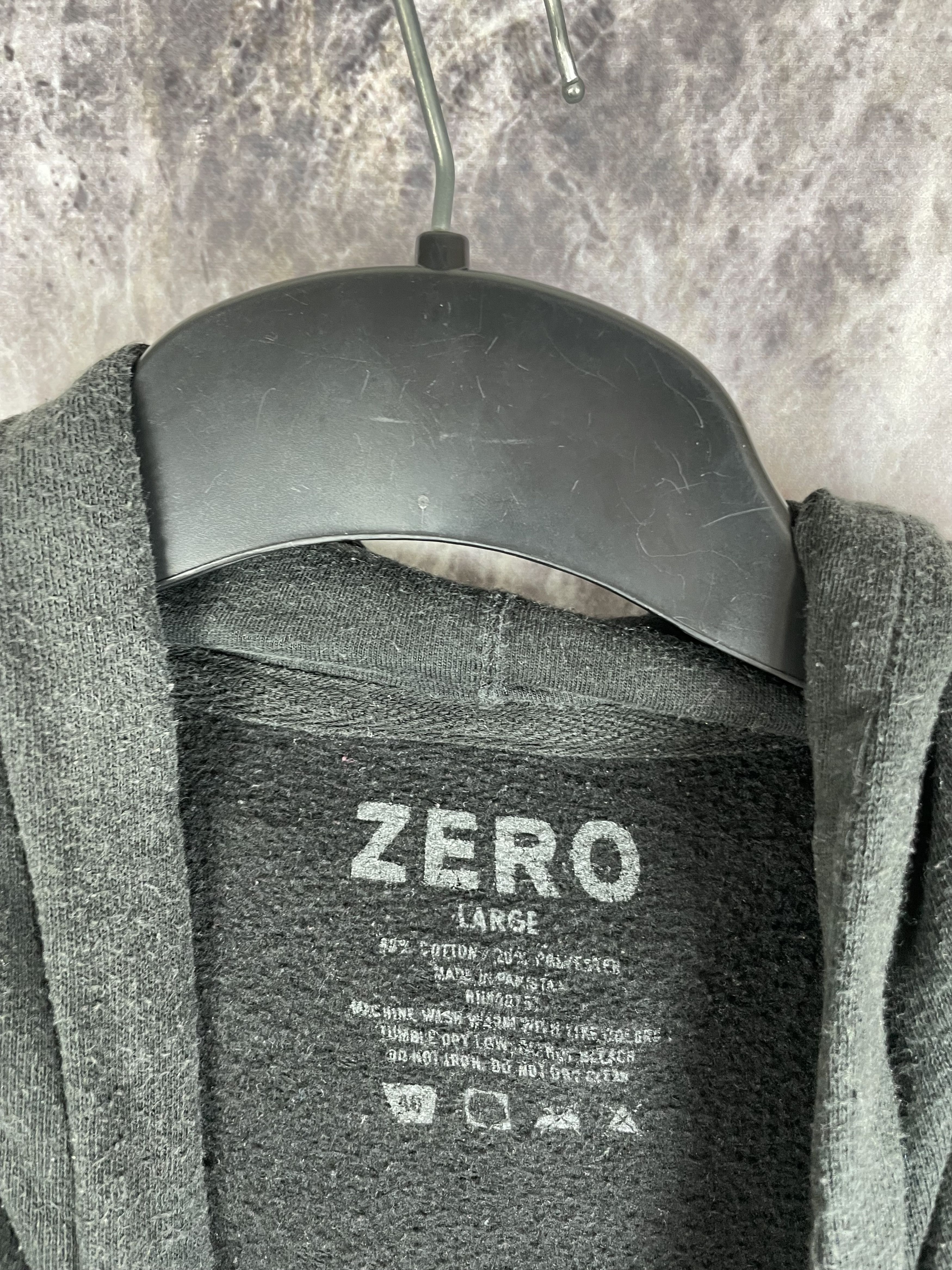 Vintage Vintage 90's Zero Logo skateboards Distressed Faded Hoodie Size US L / EU 52-54 / 3 - 6 Thumbnail