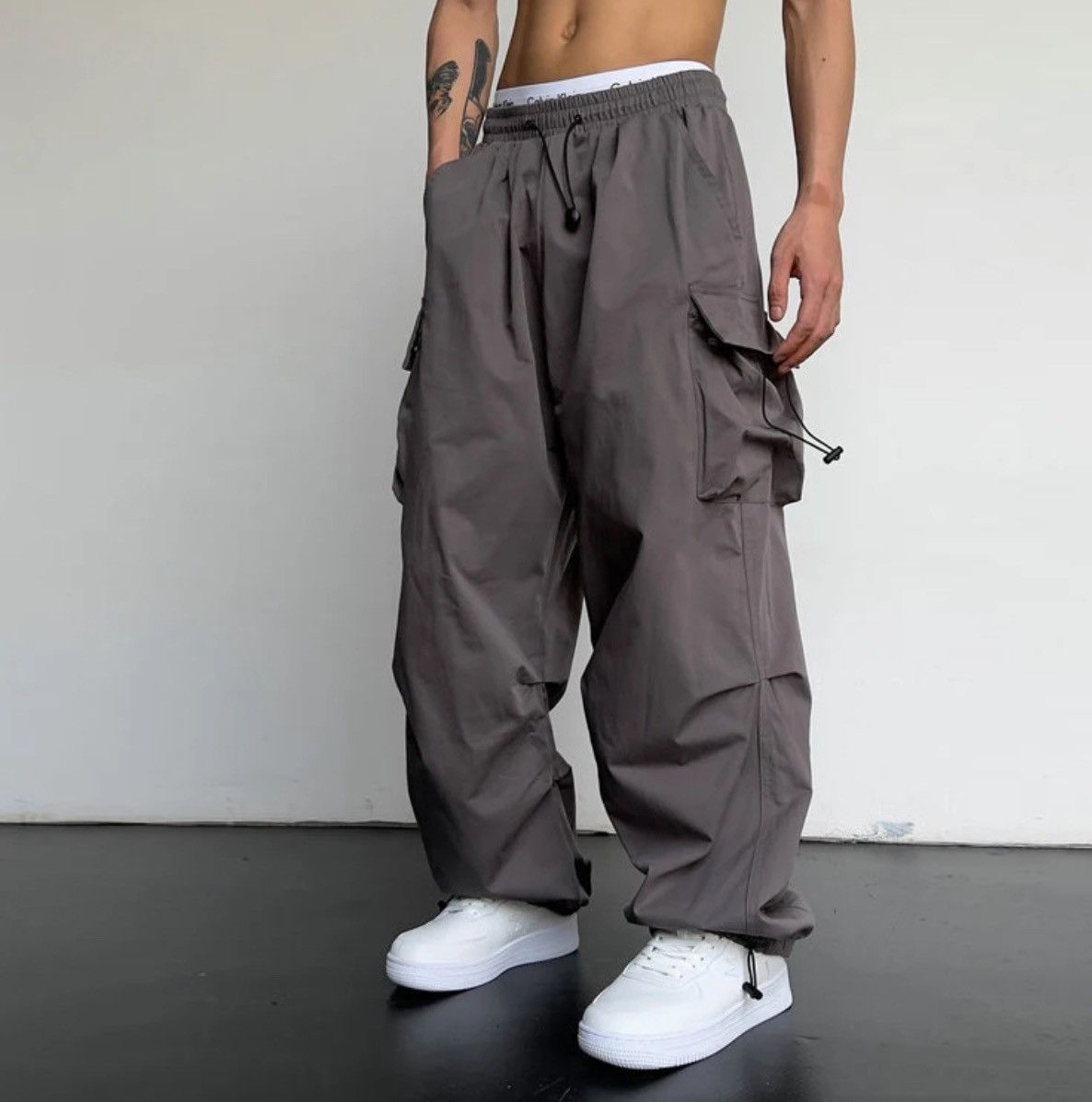 Japanese Brand Streetwear Jogger cargo parachute pants y2k Size US 32 / EU 48 - 4 Thumbnail