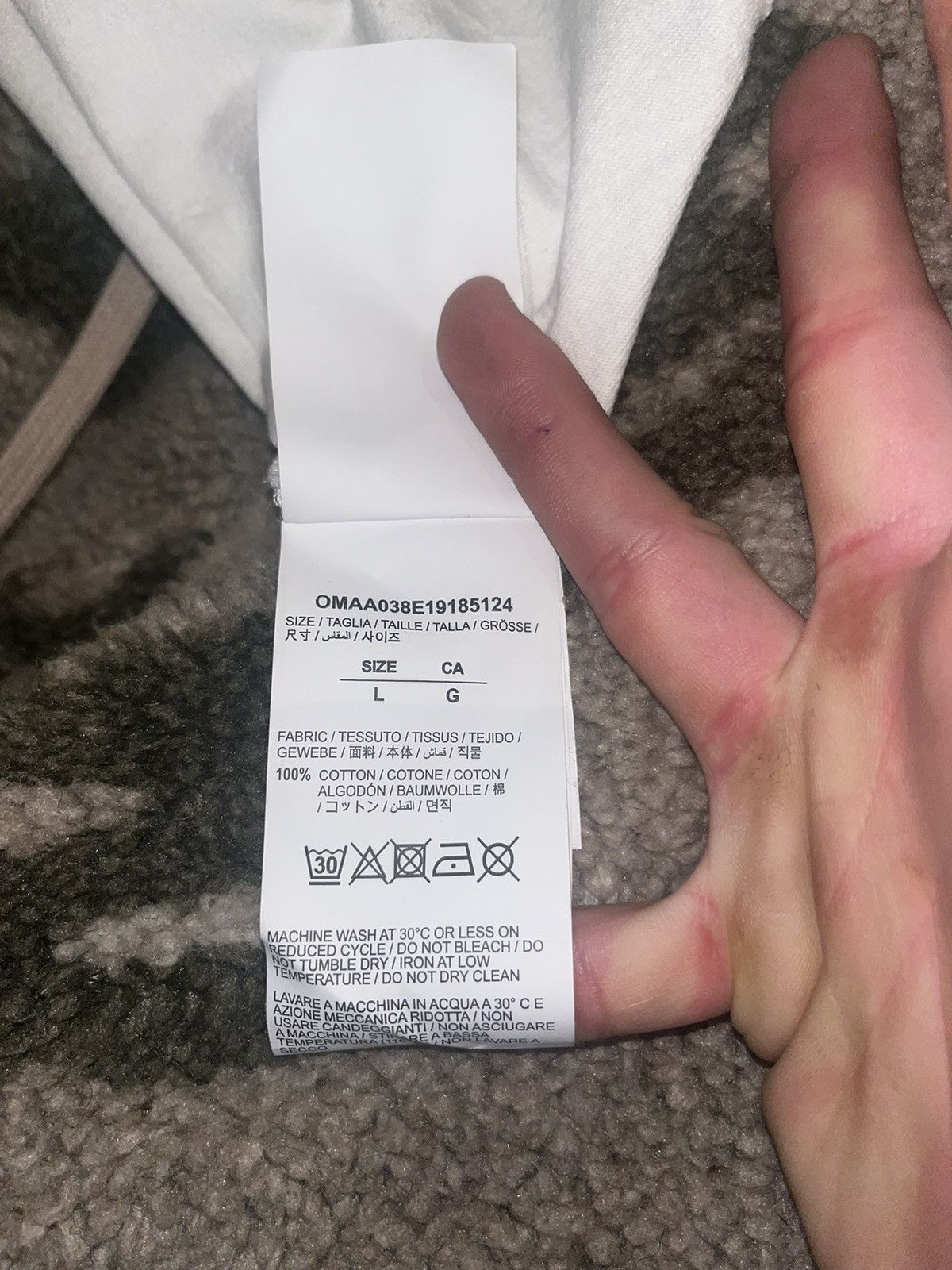 Off-White SSENSE EXCLUSIVE T-SHIRT 2019 Size US L / EU 52-54 / 3 - 12 Thumbnail