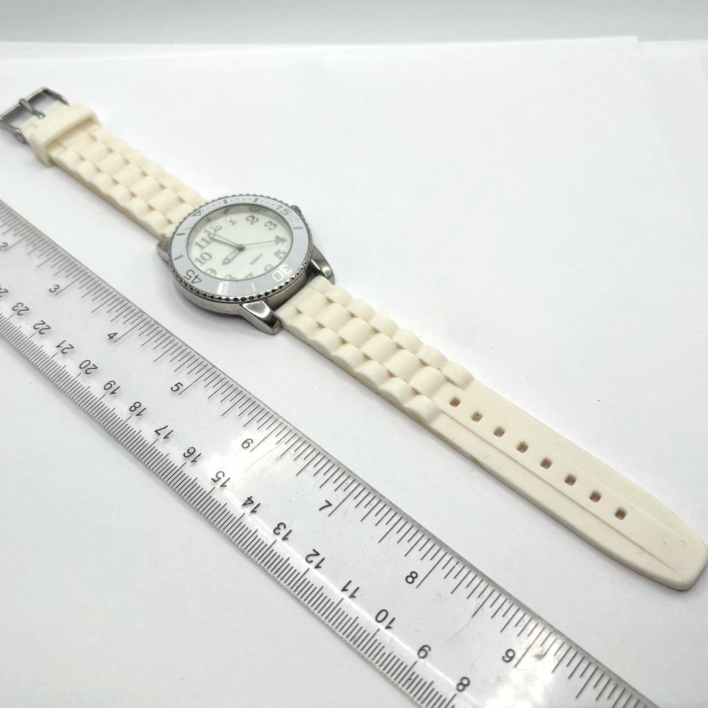 Other Retro White Men's Watch Size ONE SIZE - 3 Thumbnail