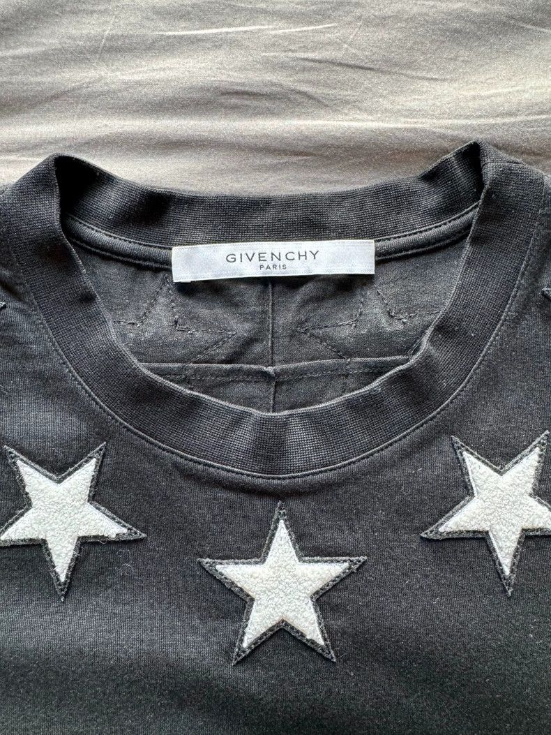 Givenchy Givenchy Five-Star Flocking Star Black Short Sleeve T-Shir Size US L / EU 52-54 / 3 - 2 Thumbnail