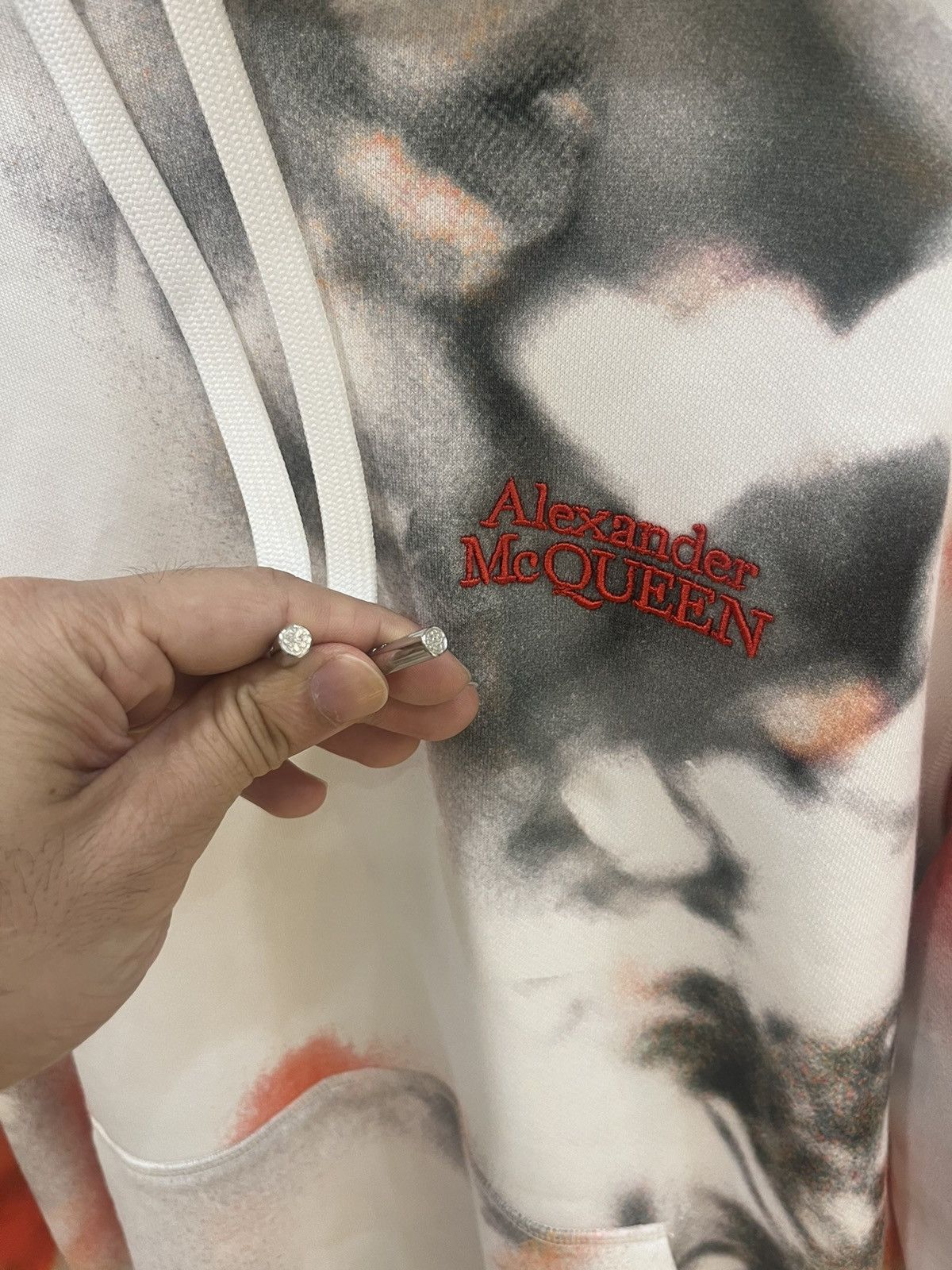 Alexander McQueen Obscured Floral hooded sweatshirt size m Size US M / EU 48-50 / 2 - 5 Thumbnail