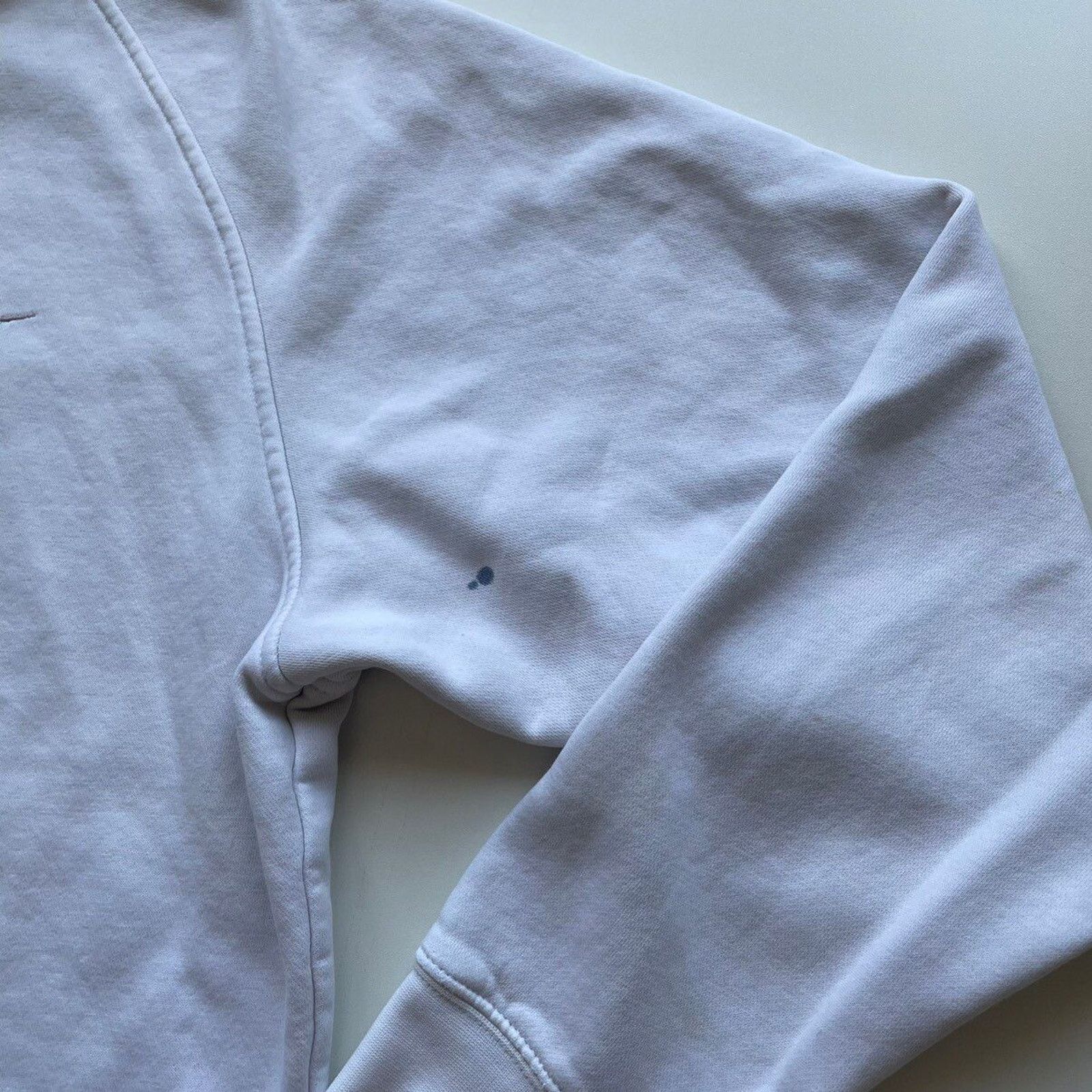 Nike Vintage Nike Sportswear Swoosh Y2K Hoodie XL Boxy White Rare Size US L / EU 52-54 / 3 - 5 Thumbnail