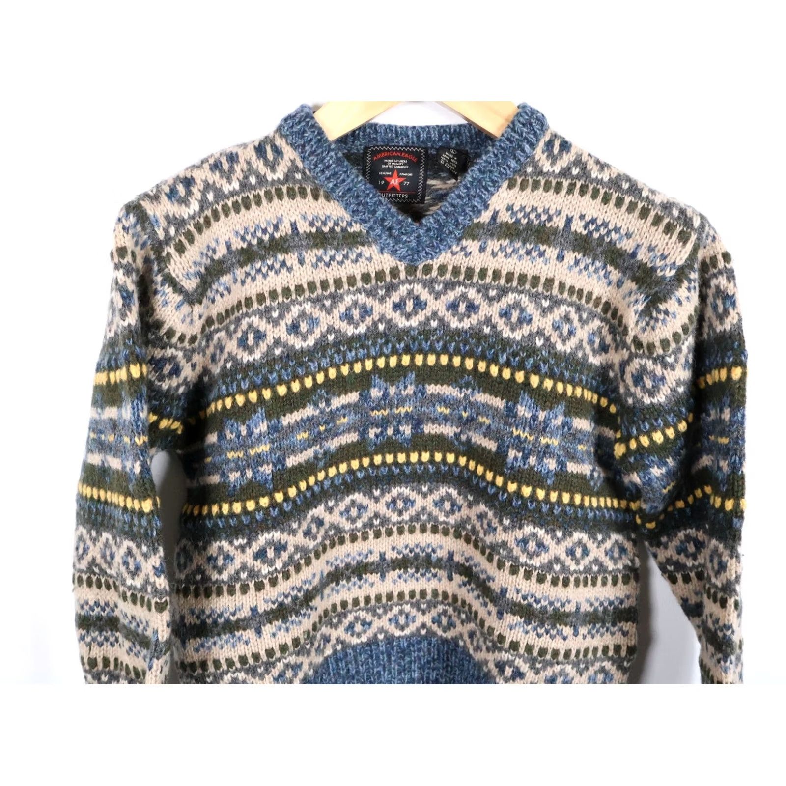 American Eagle Outfitters VINTAGE American Eagle Outfitters Sweater Wool Fair Isle V-Neck Pullover Women Large Blue Winter Fall 100% Wool Knitted Knit Retro Preppy Girls Womens Size L / US 10 / IT 46 - 4 Thumbnail