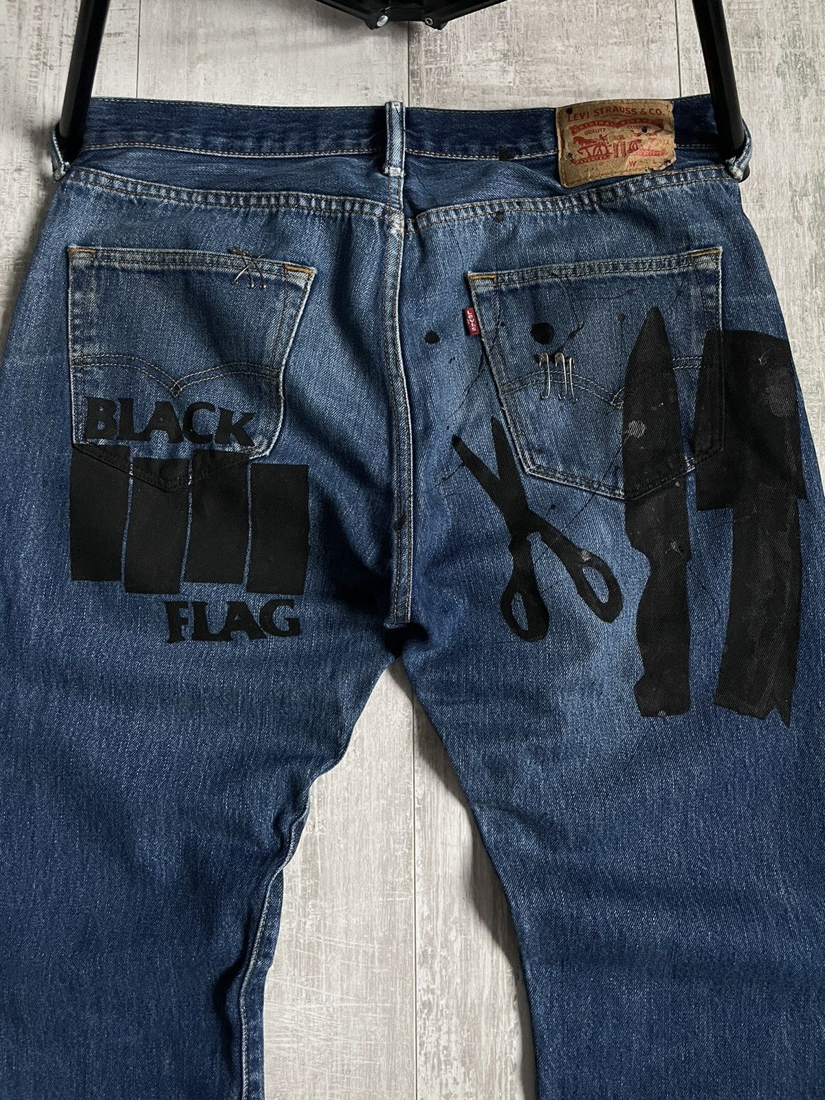 Levi's Vintage Levi’s Black Flag Denim Jeans Punk Distressed Faded Size US 33 - 3 Thumbnail