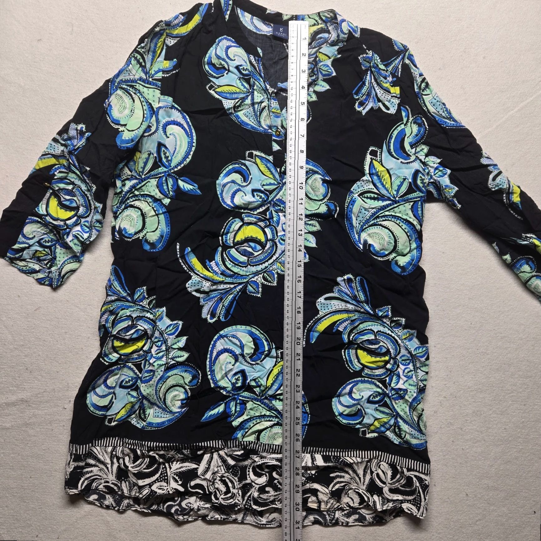 Vintage Kaari Blue Shirt Adult Women's Size 16 Blue Paisley V-Neck 3/4 Sleeve Tunic Womens Size XXL / US 16-18 / IT 52-54 - 6 Thumbnail