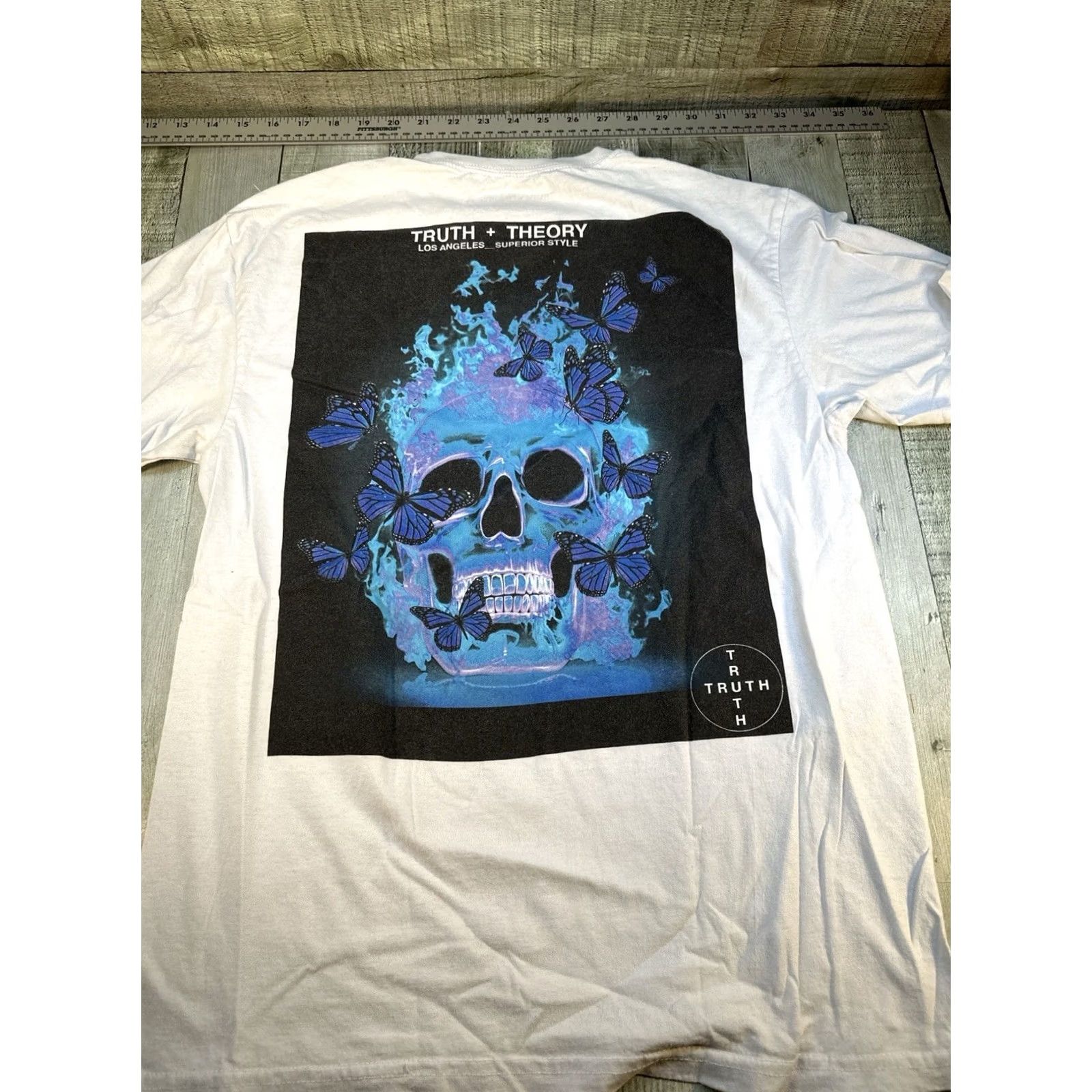 Theory Truth + Theory Skull Butterfly Shirt Mens Large White LA Streetwear Graphic Te Size US L / EU 52-54 / 3 - 2 Thumbnail