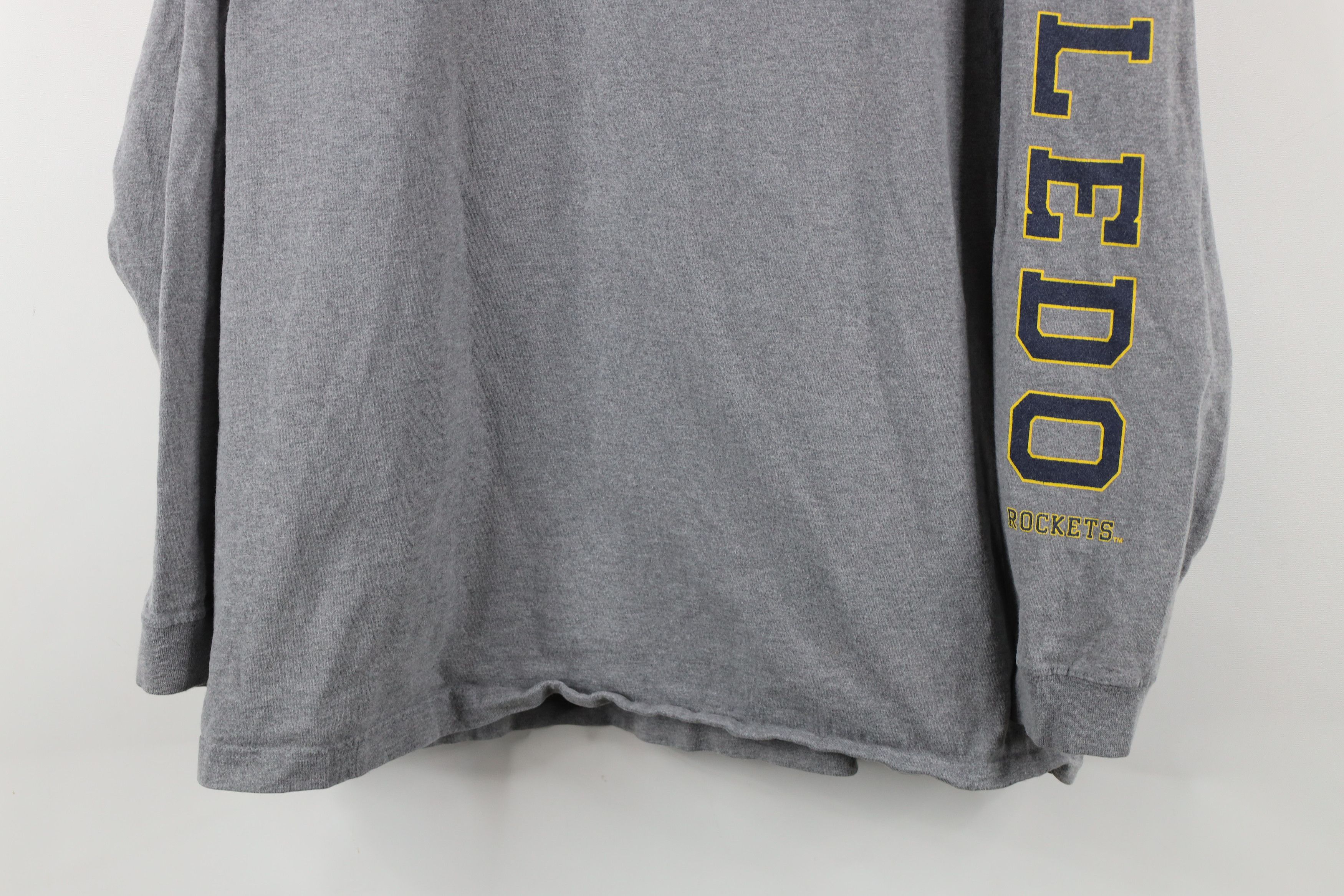Vintage Vintage 90s University of Heavyweight Long Sleeve T-Shirt Size US XL / EU 56 / 4 - 3 Thumbnail