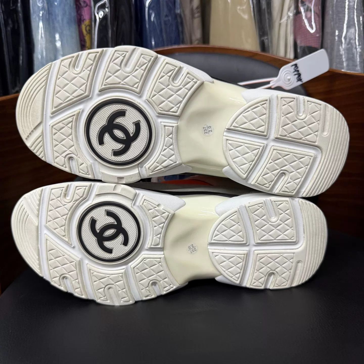 Chanel Chanel White Orange Lace-Up Sneakers 37.5 Mint Box/Receipt Size US 7 / IT 37 - 7 Thumbnail
