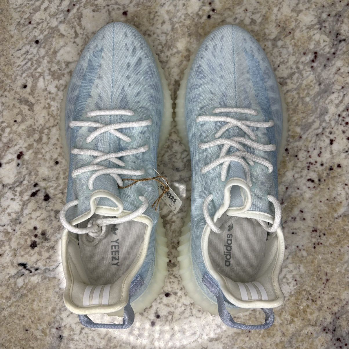 Adidas × Kanye West Size 9.5 Yeezy Boost 350 V2 Mono Ice Brand New With Box Size US 9.5 / EU 42-43 - 5 Thumbnail