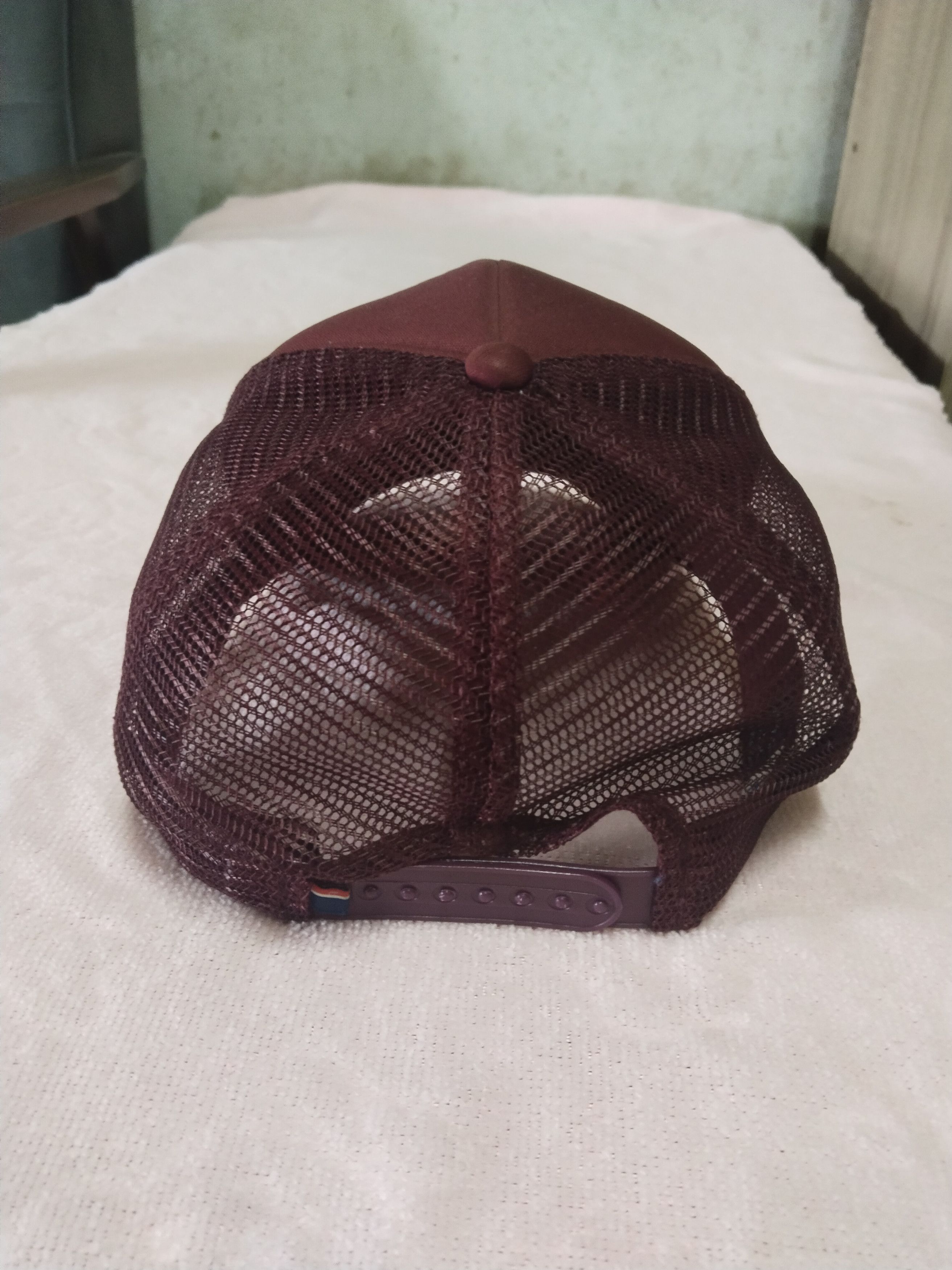 Le Coq Sportif RARE BIG EMBROIDERY GOLD LECOQSPORTIF TRUCKER HAT Size ONE SIZE - 5 Thumbnail