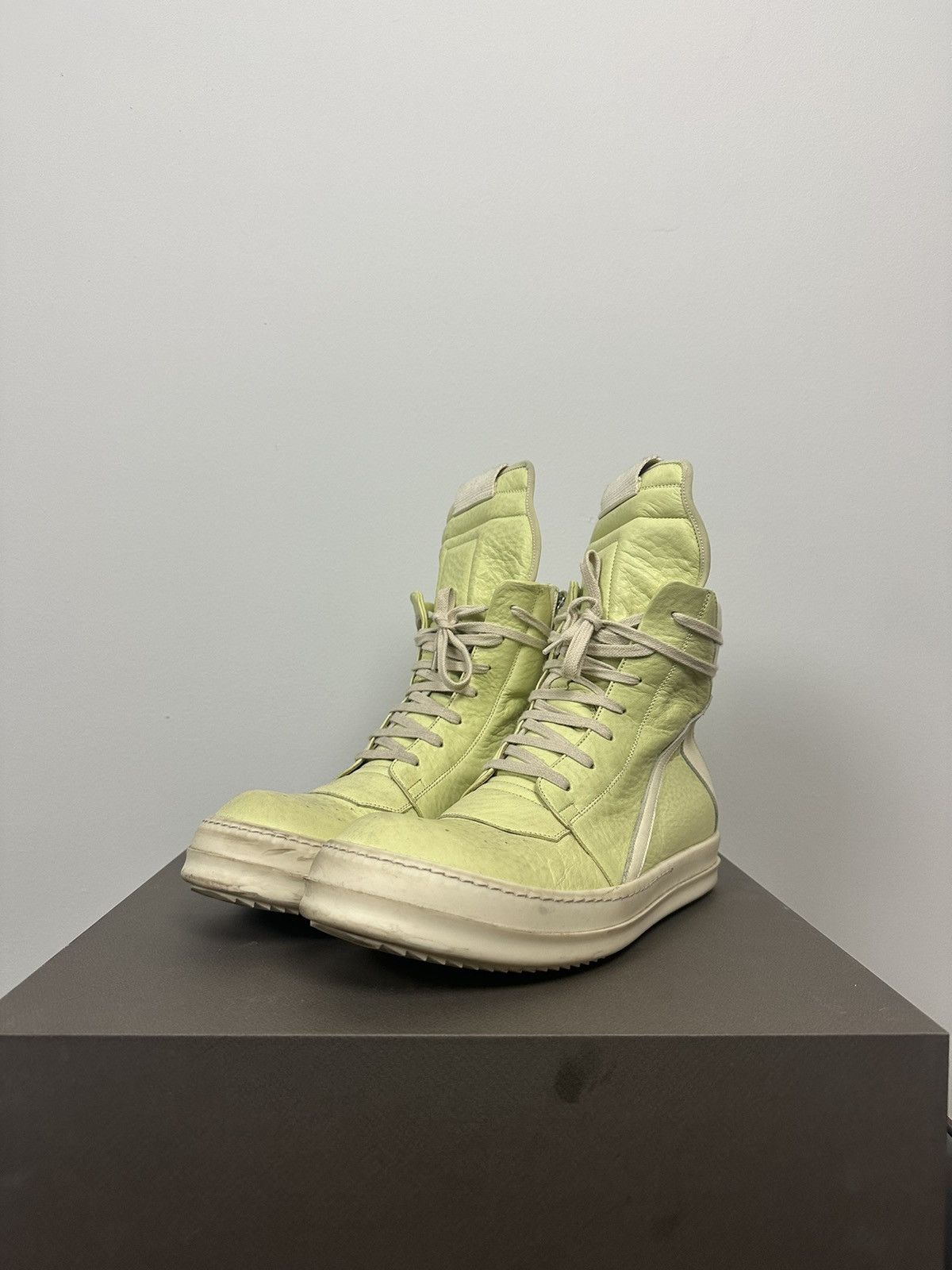 Rick Owens FW18 ‘SISYPHUS’ Lime Geobasket Sneakers Size US 10 / EU 43 - 2 Thumbnail