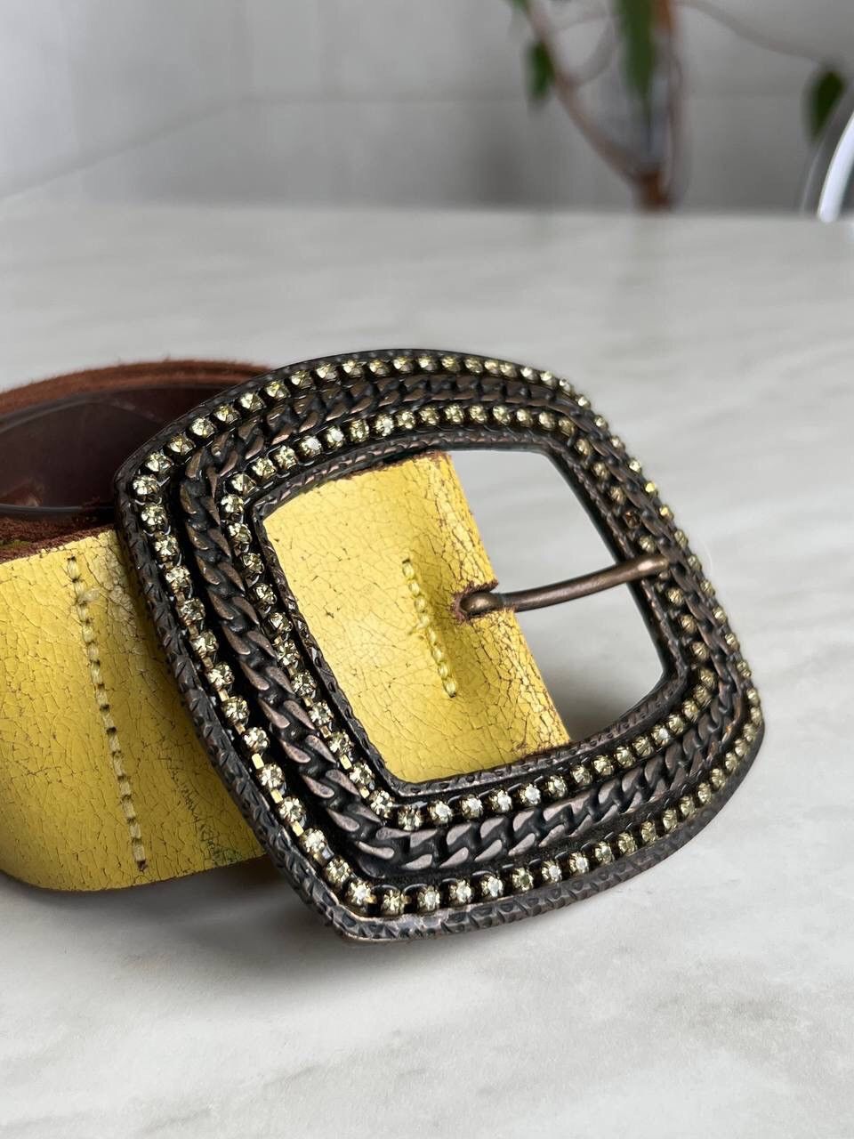 Designer × Roberto Cavalli Roberto Cavalli Crystal Buckle Italian Yellow Leather Belt Size 34 - 2 Thumbnail