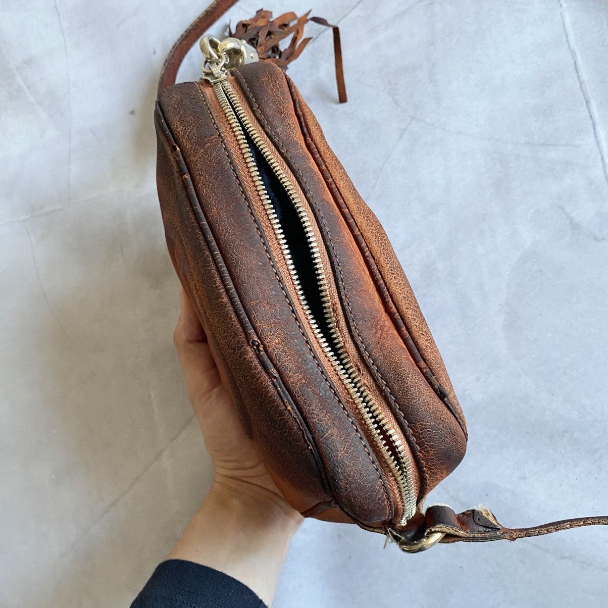 Gucci ❗️Trashed❗️Gucci Soho Disco Bag GG Faded Distressed Vintage Size ONE SIZE - 13 Thumbnail