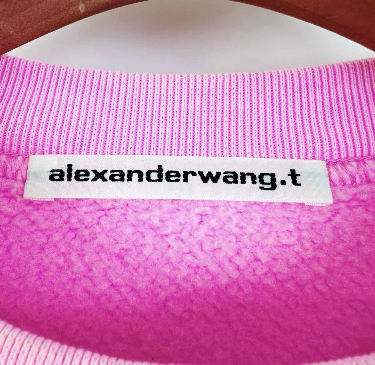 Alexander Wang Alexander Wang Neon Pink Cropped Fleece Sweatshirt K12 Size XS / US 0-2 / IT 36-38 - 4 Thumbnail