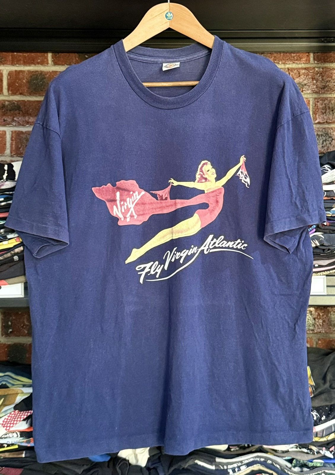 Band Tees Vintage 90s Fly VIRGIN Atlantic Faded Tee Size US XL / EU 56 / 4 - 1 Thumbnail