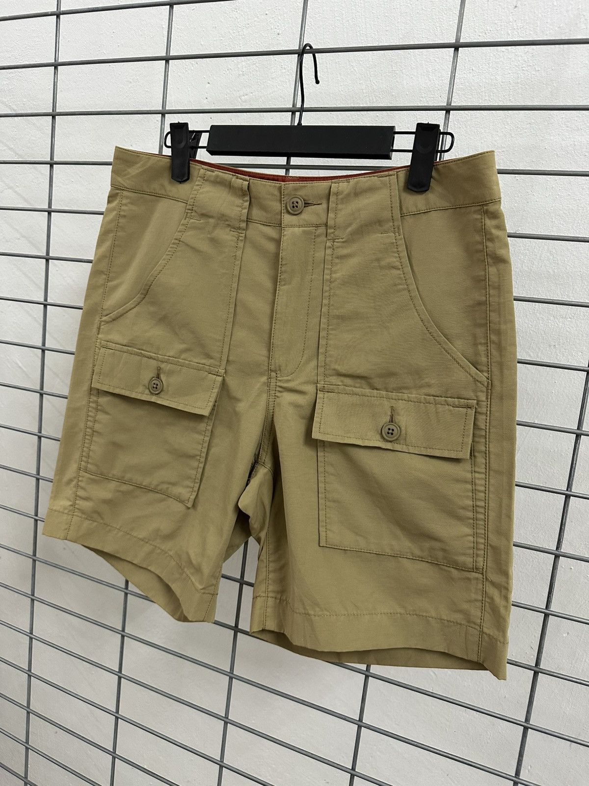 L.L. Bean Rare And Beautiful LL Bean Multi Pocket Fatigue Baker Shorts Size US 30 / EU 46 - 3 Thumbnail