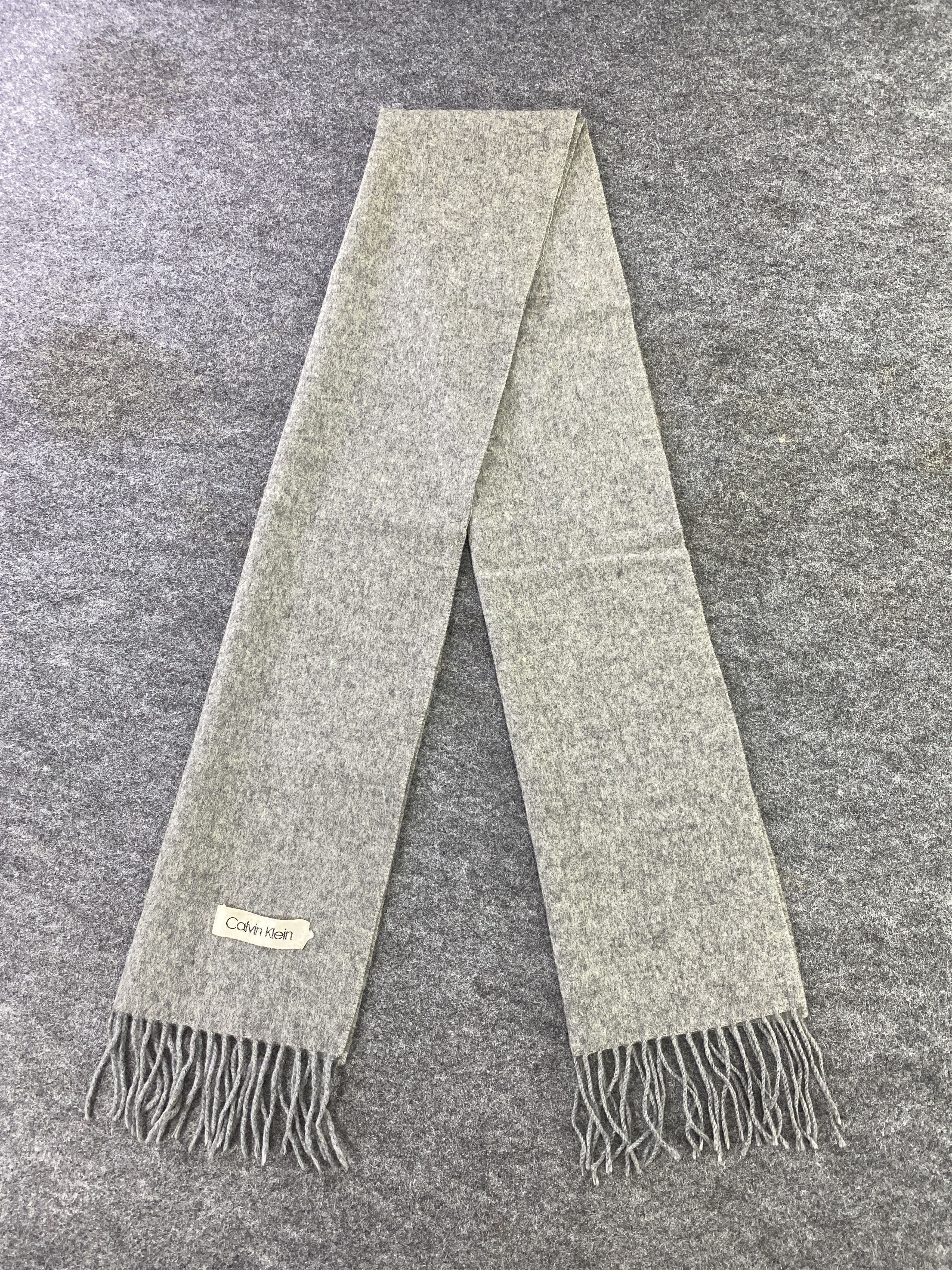 Calvin Klein Calvin Klein Scarf / Muffler / Neckwear -T583 Size ONE SIZE - 4 Thumbnail