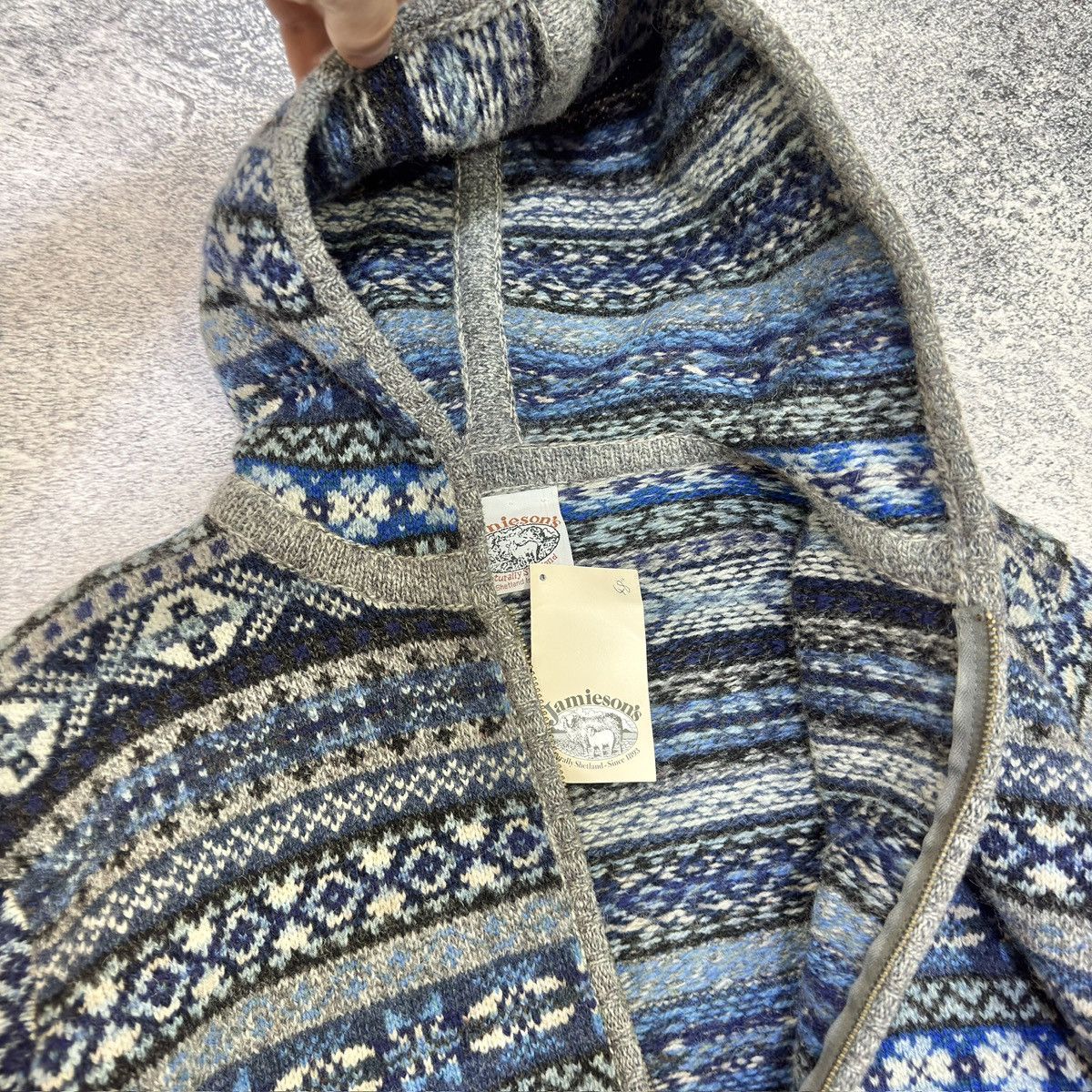 Jamiesons Of Shetland Jamieson’s Of Shetland Pure New Wool Zip Hoodie M size 48 Size US M / EU 48-50 / 2 - 7 Thumbnail
