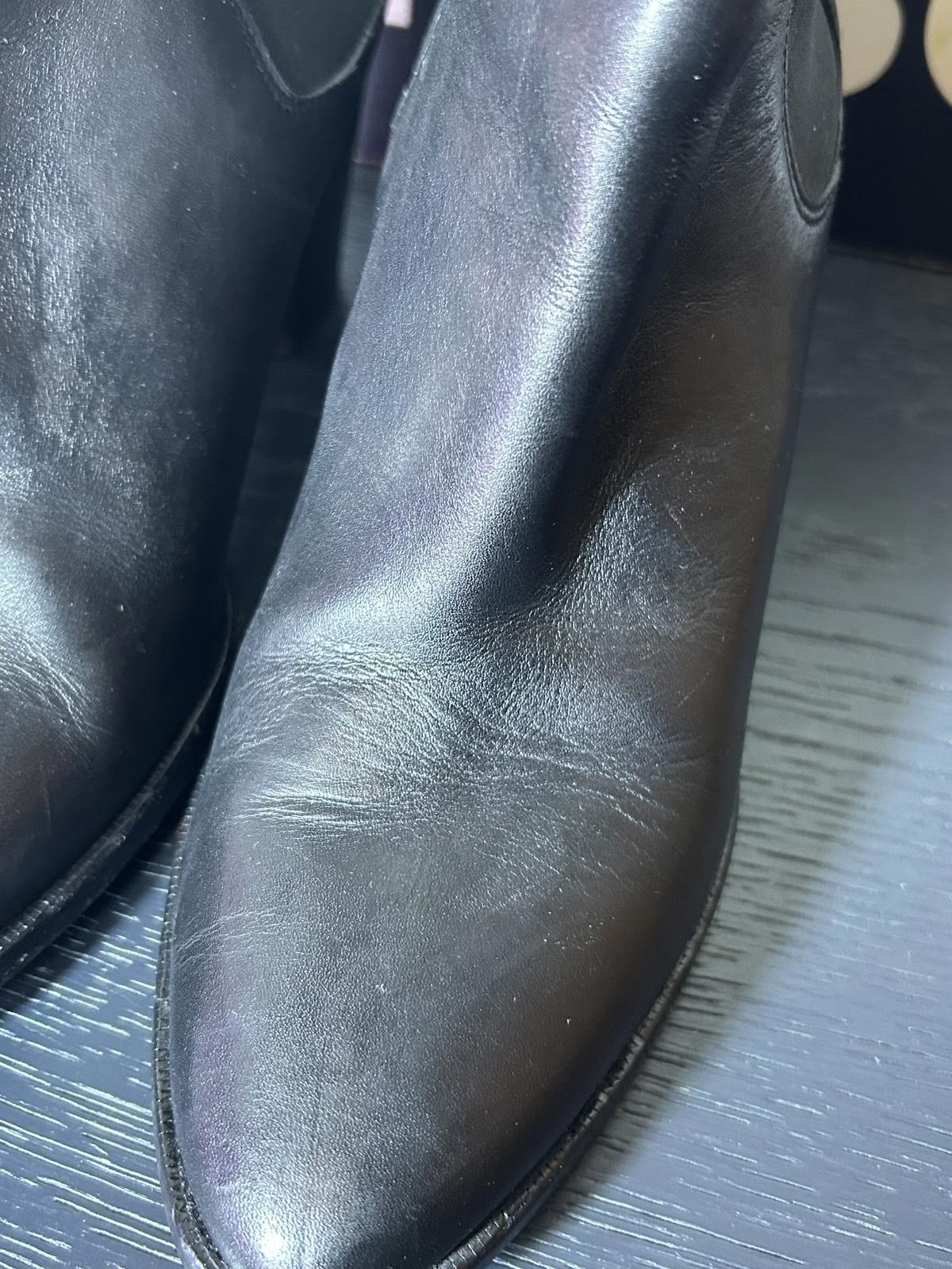 Burberry Burberry Black Leather Glendale 75 Equestrian Ankle Boots Size US 9 / IT 39 - 4 Thumbnail