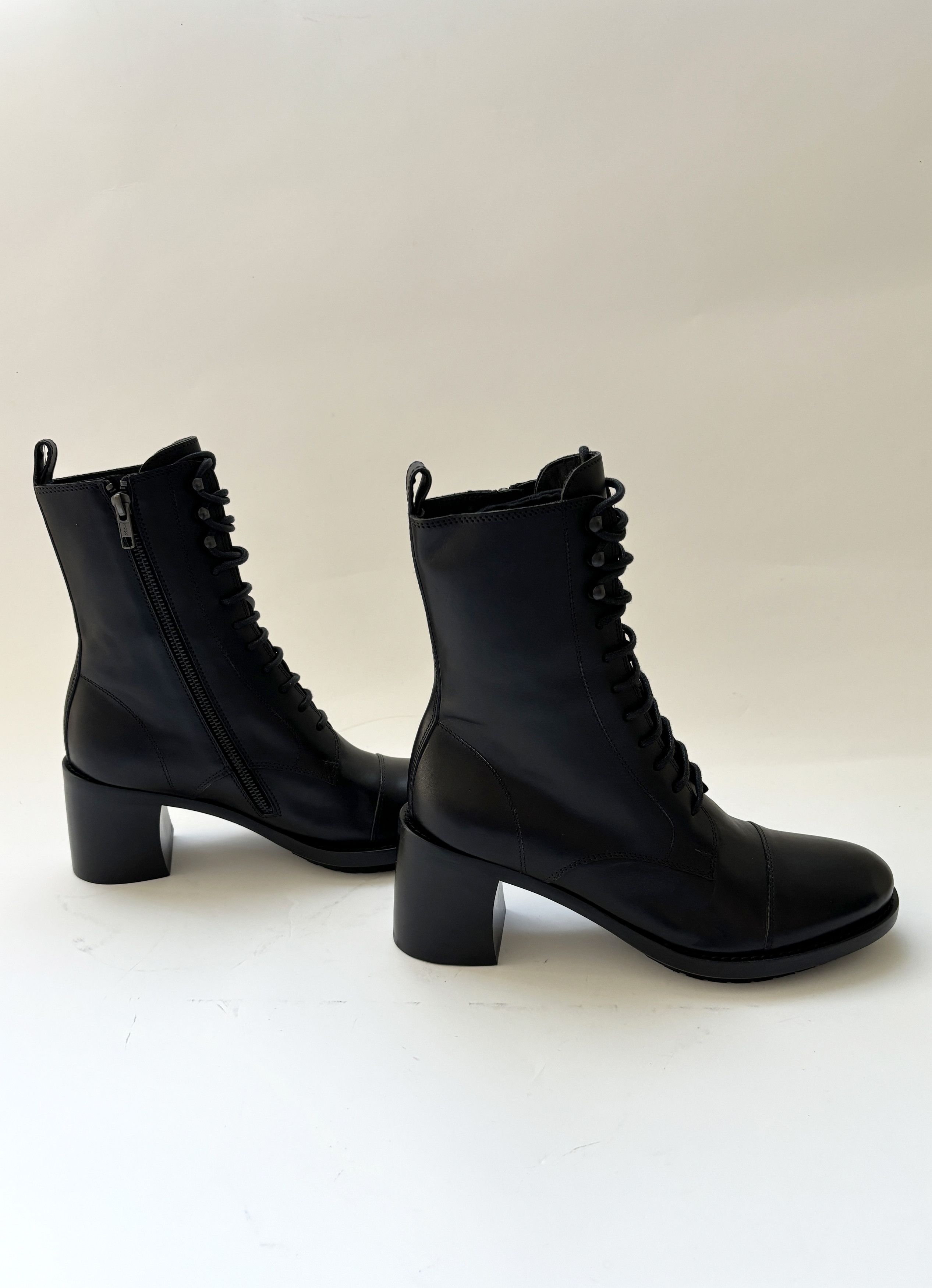 Ann Demeulemeester ⚡️QUICK SALE⚡️Ann Demeulemeester Black Lace Up Low Boots Size US 8.5 / IT 38.5 - 7 Thumbnail