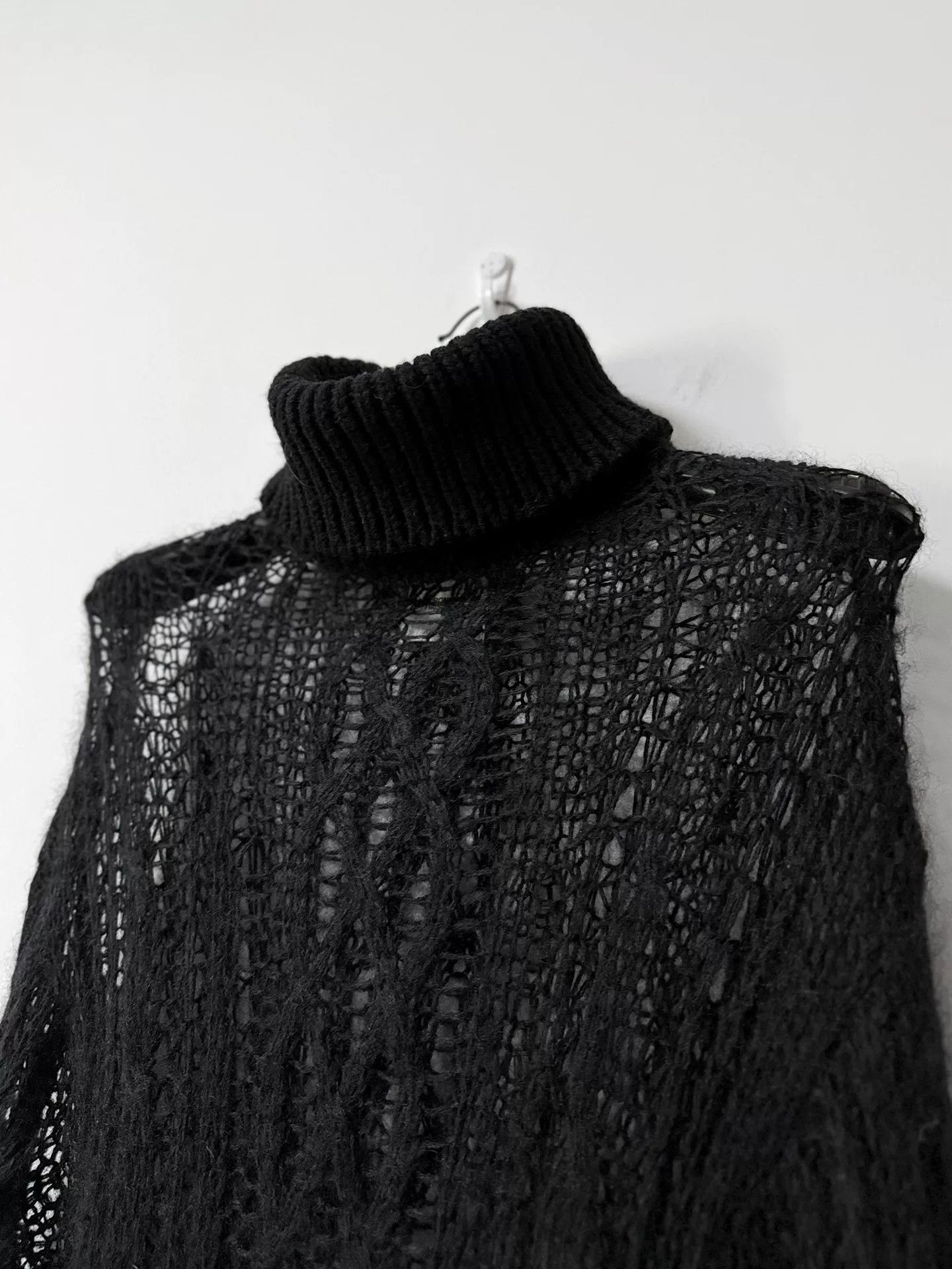 Takahiromiyashita The Soloist. Black Hollow Knit Sweater Size US L / EU 52-54 / 3 - 1 Thumbnail