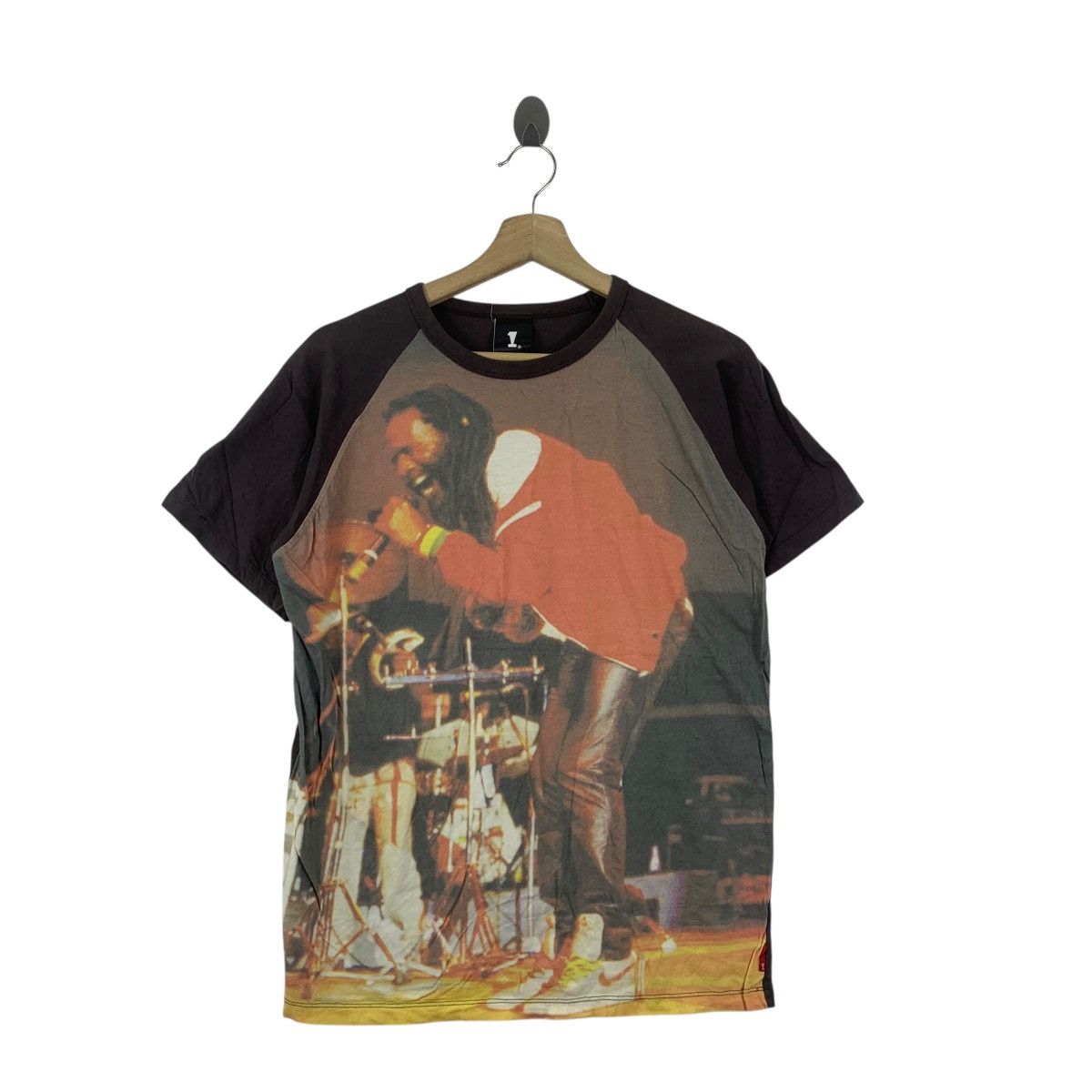 Band Tees BOB MARLEY REGGAE One Love Peace Concert Tee Shirt Top Size US M / EU 48-50 / 2 - 3 Thumbnail