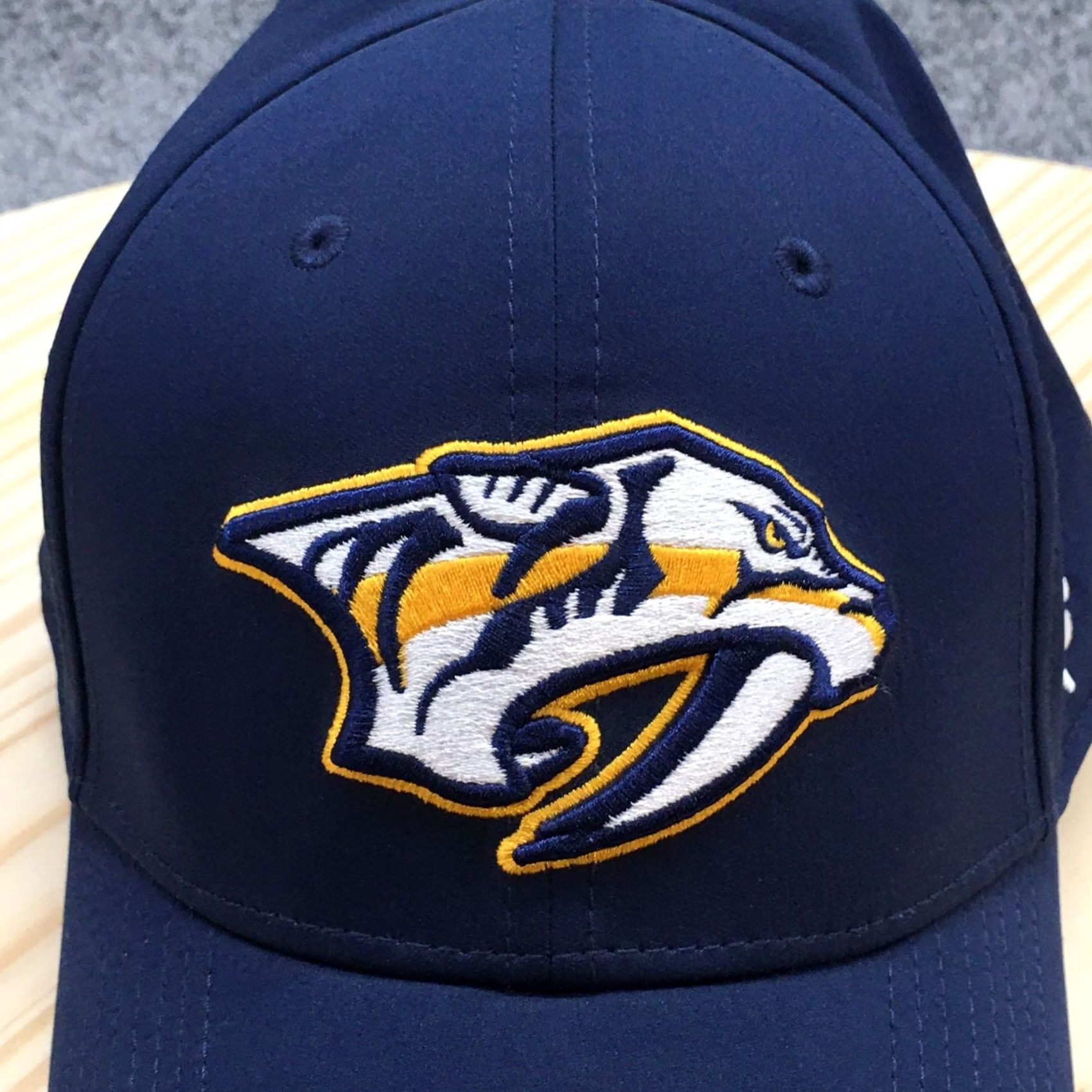 Vintage Nashville Predators Fanatics NHL Baseball Cap Unisex Blue M-L Fitted Embroidered Size ONE SIZE - 3 Thumbnail