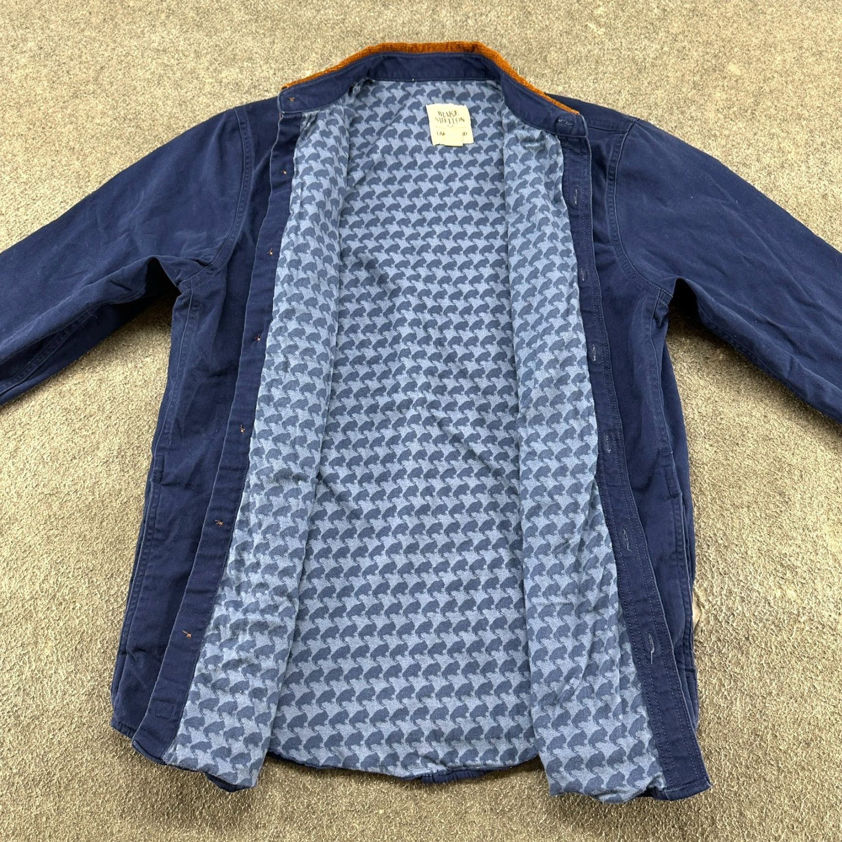 Lands' End Lands' End Shirt Men M Blue Corduroy Button Up Long Sleeve Cotton Blake Shelton 90s Vintage? No Size US M / EU 48-50 / 2 - 3 Thumbnail