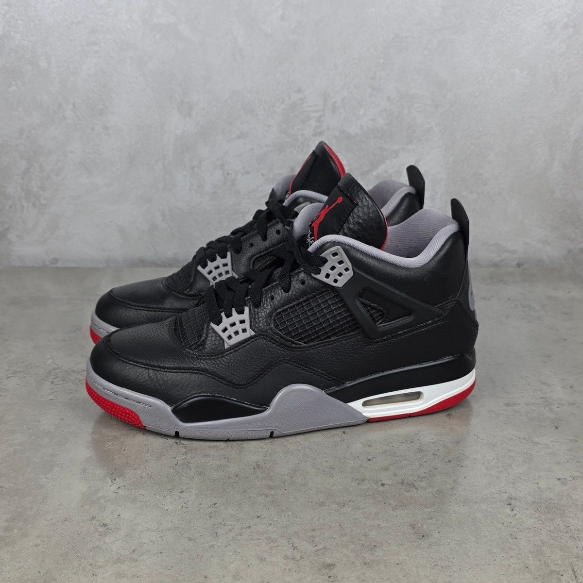 Jordan Brand Air Jordan 4 Bred Retro Black/Red Sneakers Size 42,5 Size US 8 / EU 41 - 2 Thumbnail