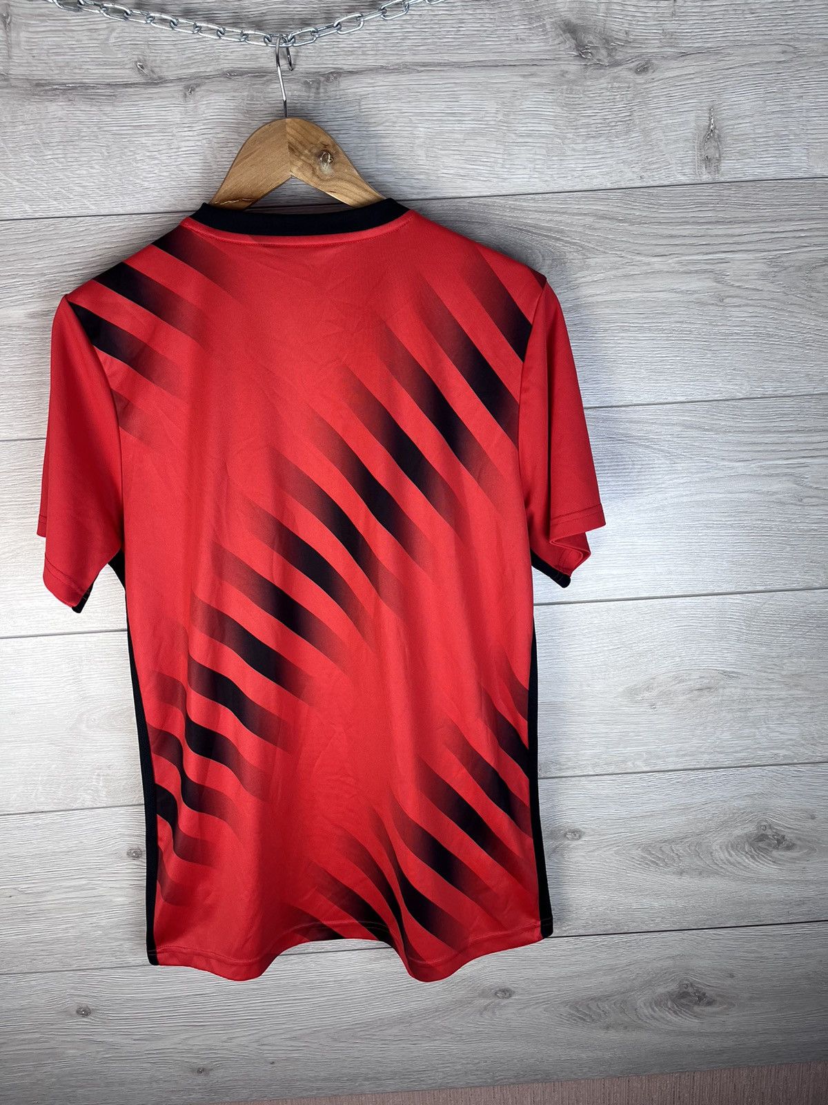 Japanese Brand Soccer jersey men’s Nike Atletico Madrid size M Size US M / EU 48-50 / 2 - 13 Thumbnail