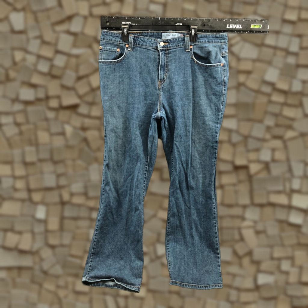 Levi's Levi's 515 Jeans Plus Size 20 Womens Bootcut Regular Size 42" / US 20 - 1 Thumbnail