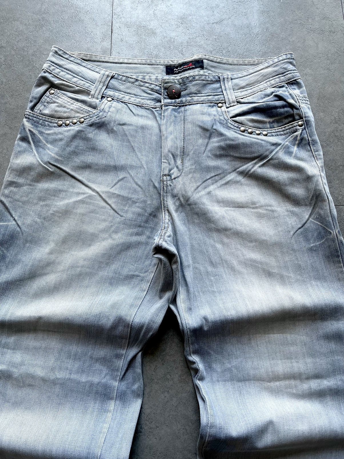 If Six Was Nine × Japanese Brand × Le Grande Bleu (L.G.B.) 2000s RUE TON STUDDED SUPER WIDE FADED FLARE JEAN Size US 36 / EU 52 - 6 Thumbnail