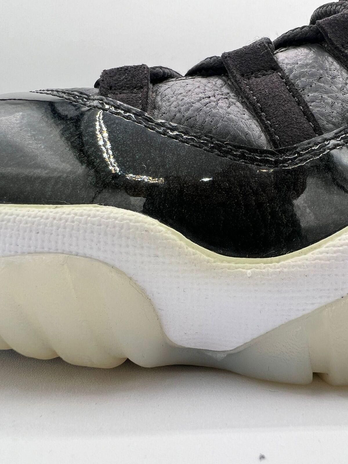 Jordan Brand Air Jordan 11 Retro 72-10 Men's 378037-002 Black/White Size US 11 / EU 44 - 4 Thumbnail