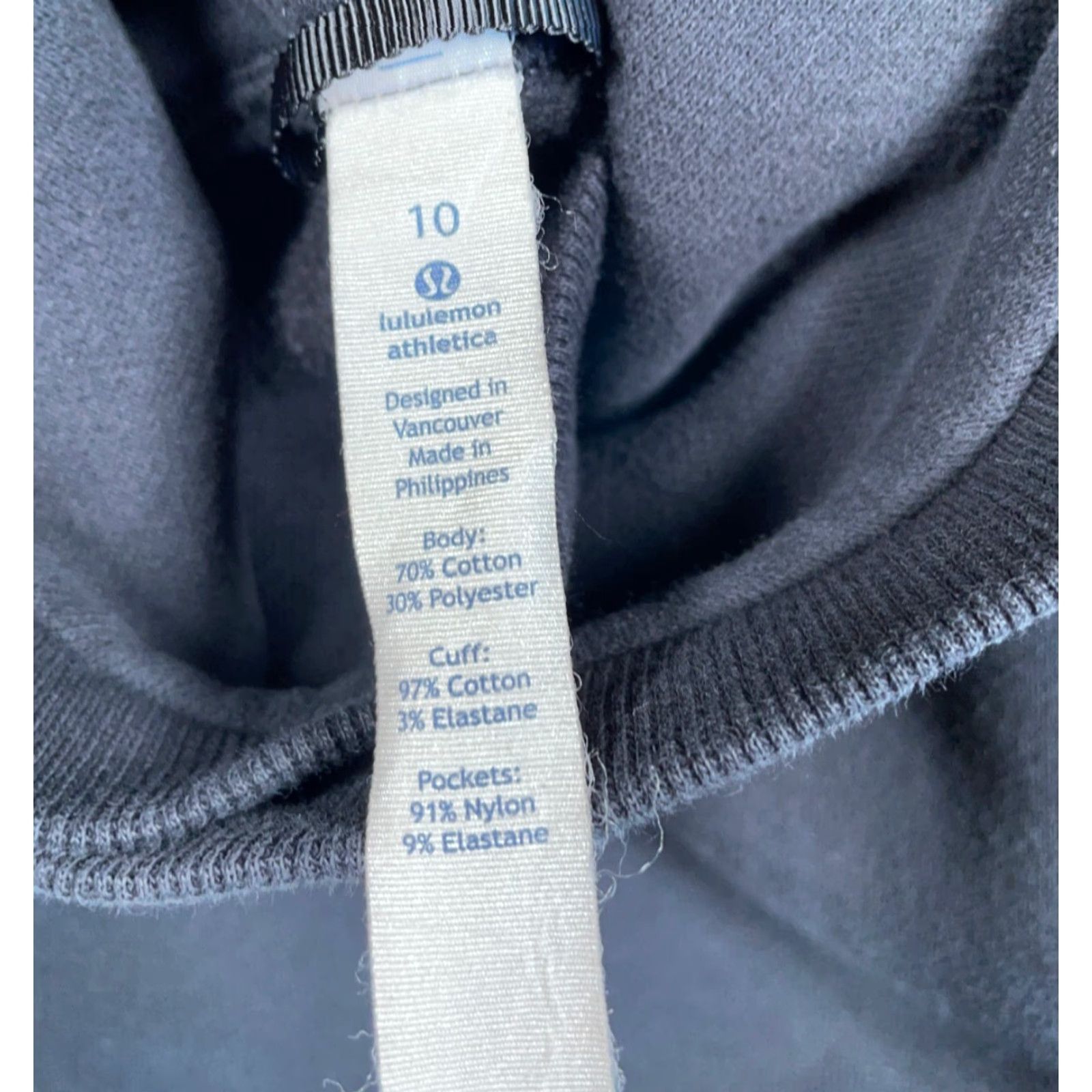 Lululemon Lululemon Scuba Hoodie Women's 10 Black Pullover Sweatshirt Pockets Mock Neck Activewear - Regular Fit, Fleece, Cotton-Blend, Vintage: No Size L / US 10 / IT 46 - 3 Thumbnail