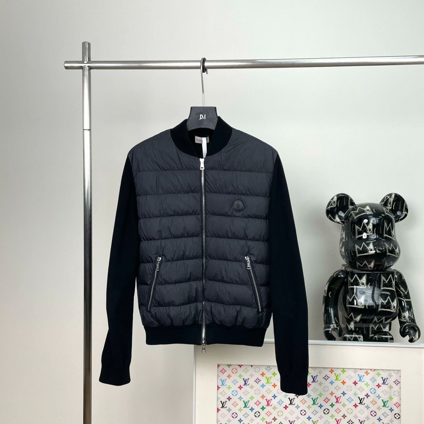 Moncler Moncler Casual Down Down Jacket L Women Size L / US 10 / IT 46 - 1 Thumbnail