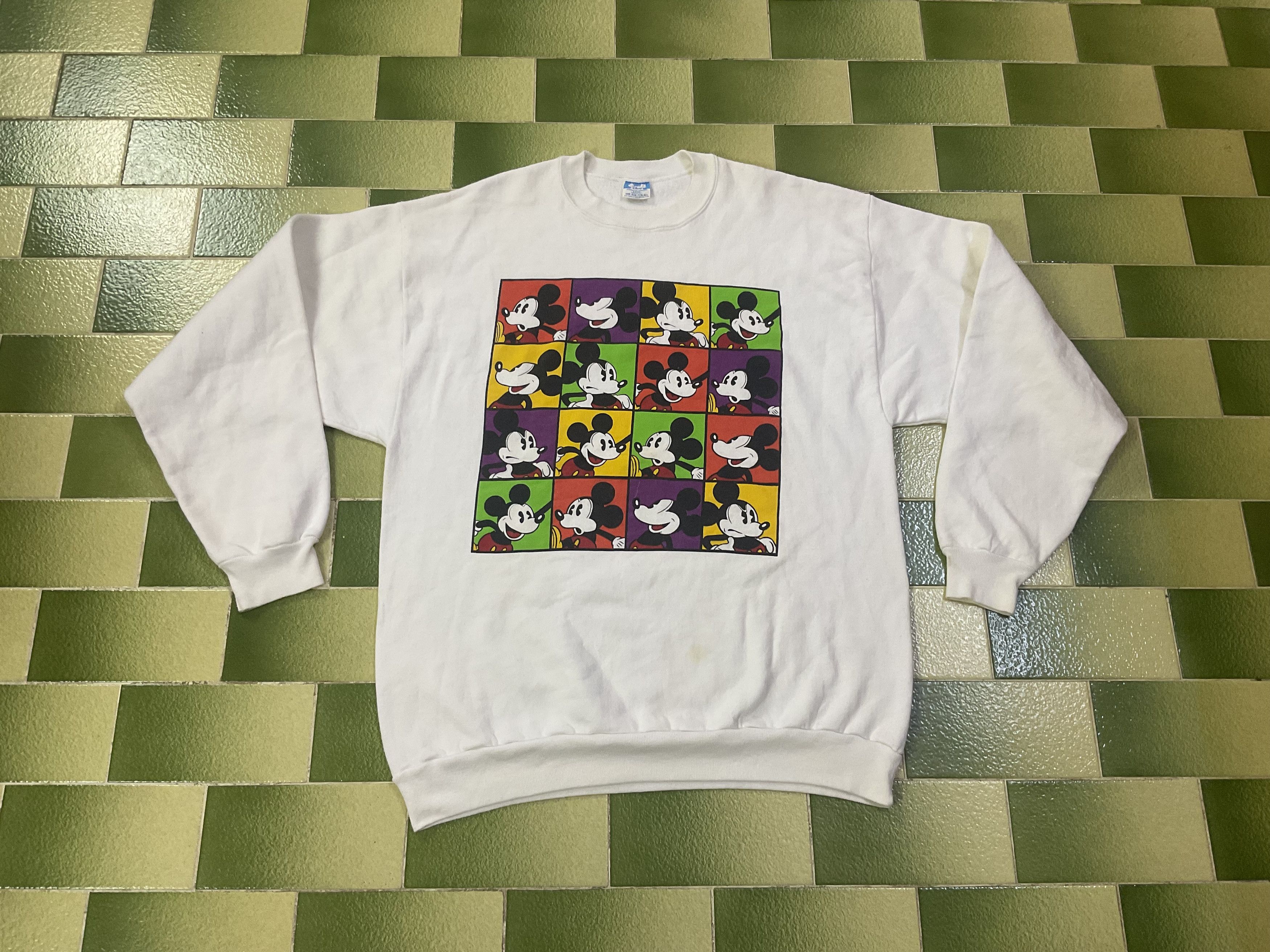 Disney Vintage 80s Disney Mickey Mouse The Many Faces Sweatshirt Size US XL / EU 56 / 4 - 1 Thumbnail